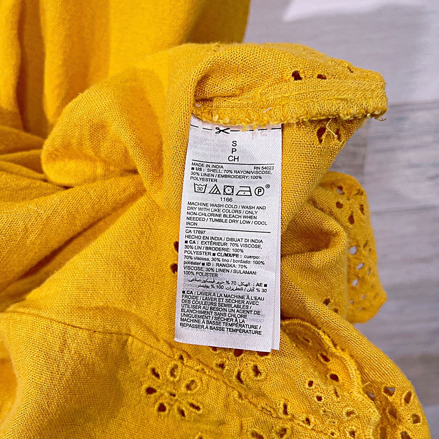 Old Navy OLD NAVY Linen Blend Floral Eyelet Dress Yellow Women Small Size S / US 4 / IT 40 - 6 Thumbnail