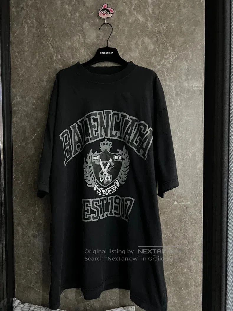 Balenciaga Balenciaga 24SS Distressed Scissors Tee XL. Size US XL / EU 56 / 4 - 1 Thumbnail