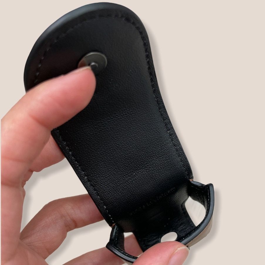 Coach Coach AirPods Case Earbud Case Bag Charm Size ONE SIZE - 3 Thumbnail