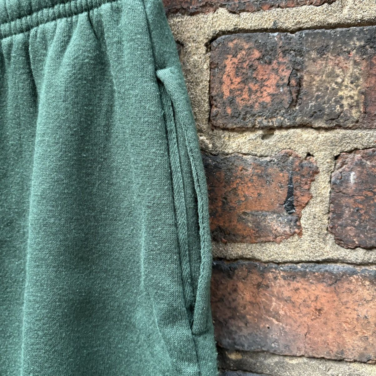 Foot Locker × Vintage Vintage 1990s Green Sweatshorts Size US 32 / EU 48 - 5 Thumbnail