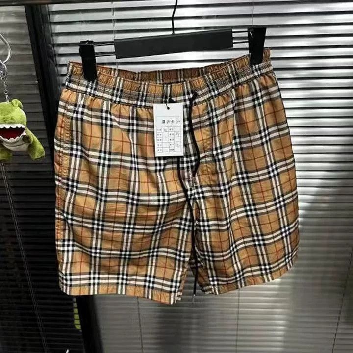 Burberry Burberry Check Shorts XS Size 22" - 1 Thumbnail