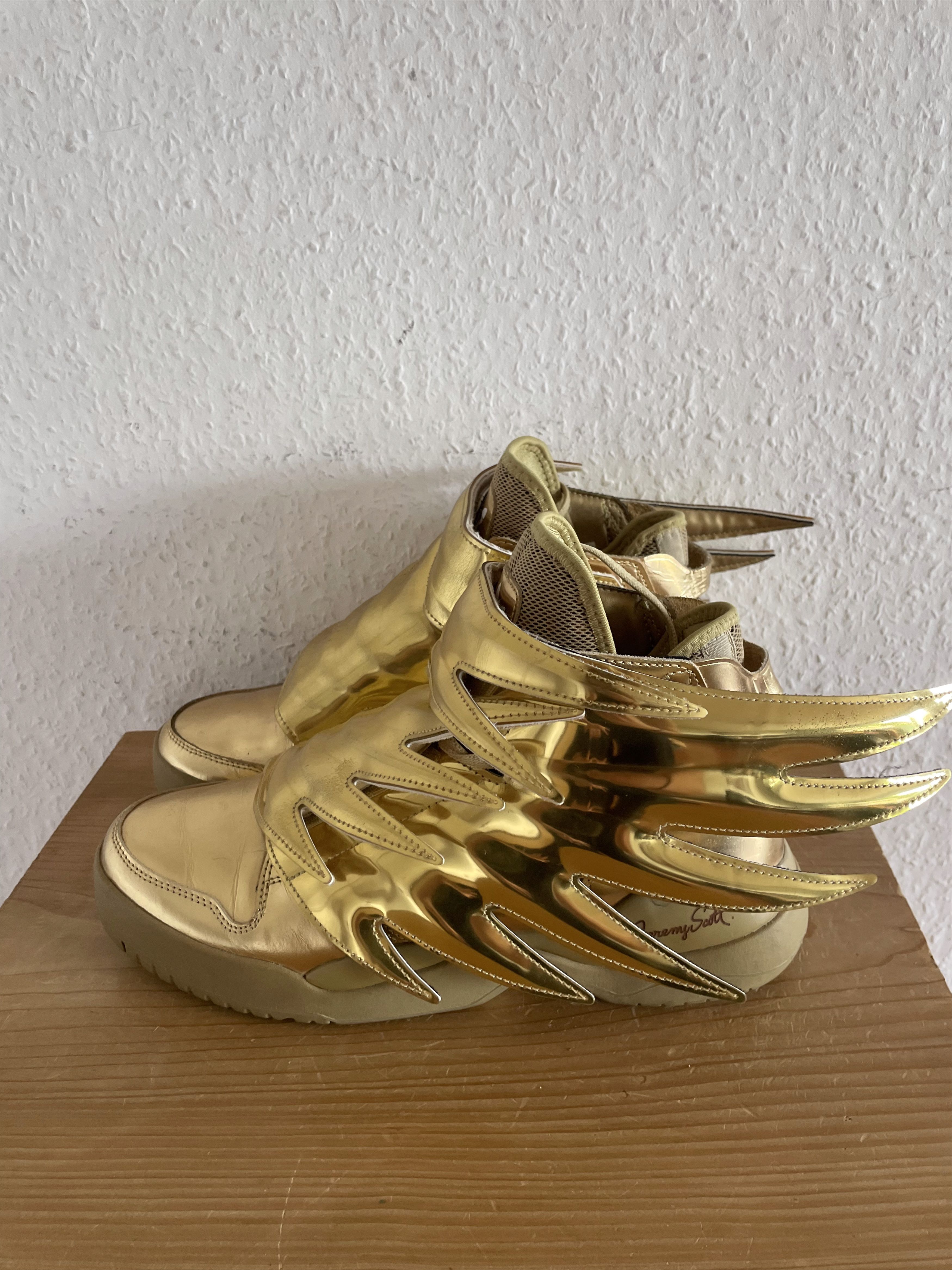 Adidas × Jeremy Scott Wings 3.0 Gold Metallic Size US 8 / EU 41 - 5 Thumbnail