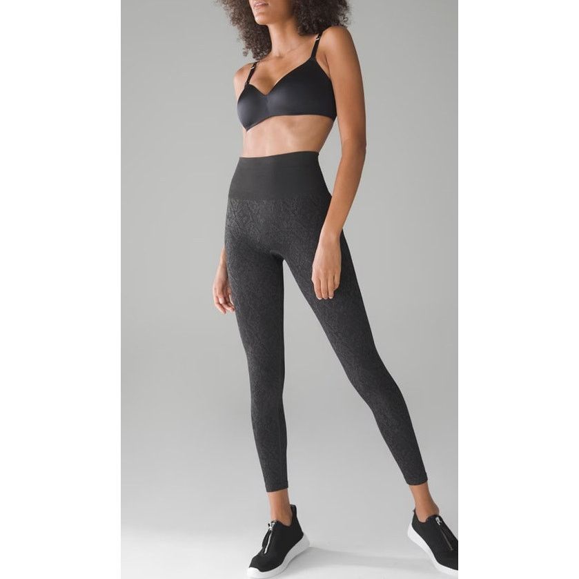 The Unbranded Brand Soma Slimming Black Jaquard Leggings, sz L Regular Size 32" / US 10 / IT 46 - 1 Thumbnail
