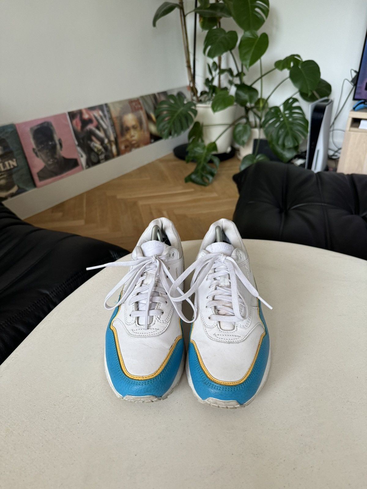 Nike Nike Air Max 1 Leather White Blue Rare Sneakers Hype Y2k Size US 8.5 / IT 38.5 - 2 Thumbnail