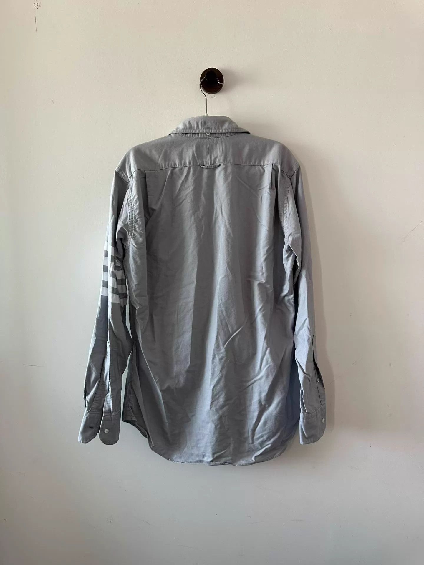 Thom Browne Thom Browne Slate Blue Armband Shirt 3 Size US L / EU 52-54 / 3 - 2 Thumbnail