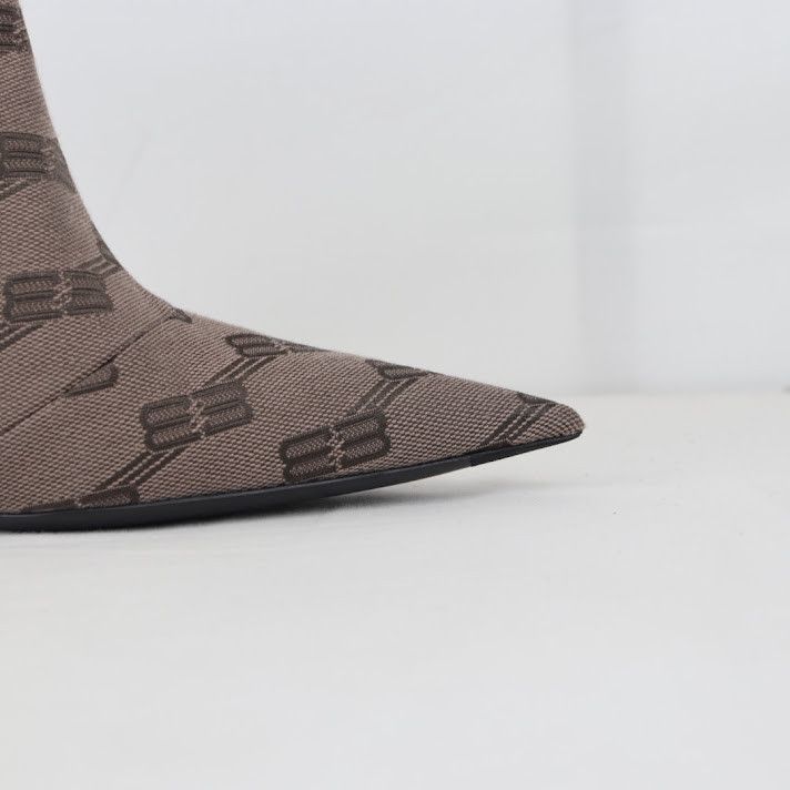 Balenciaga o1rshd1 BB Monogram Jacquard Knife Bootie in Dark Brown Size US 8 / IT 38 - 3 Thumbnail