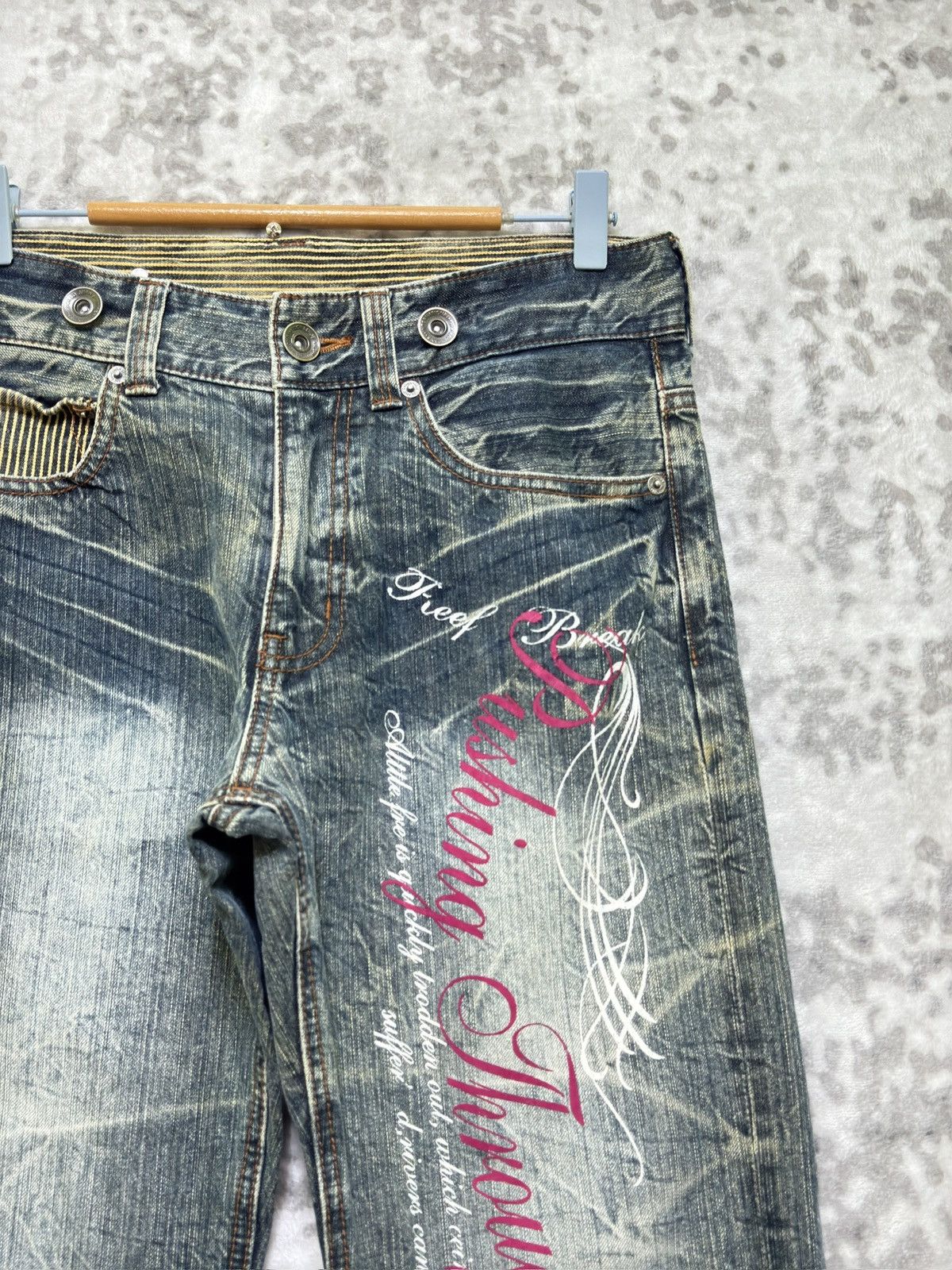 If Six Was Nine Japanese Whiskered & Claw Mark Graphic Poem Print Denim Size US 31 - 5 Thumbnail