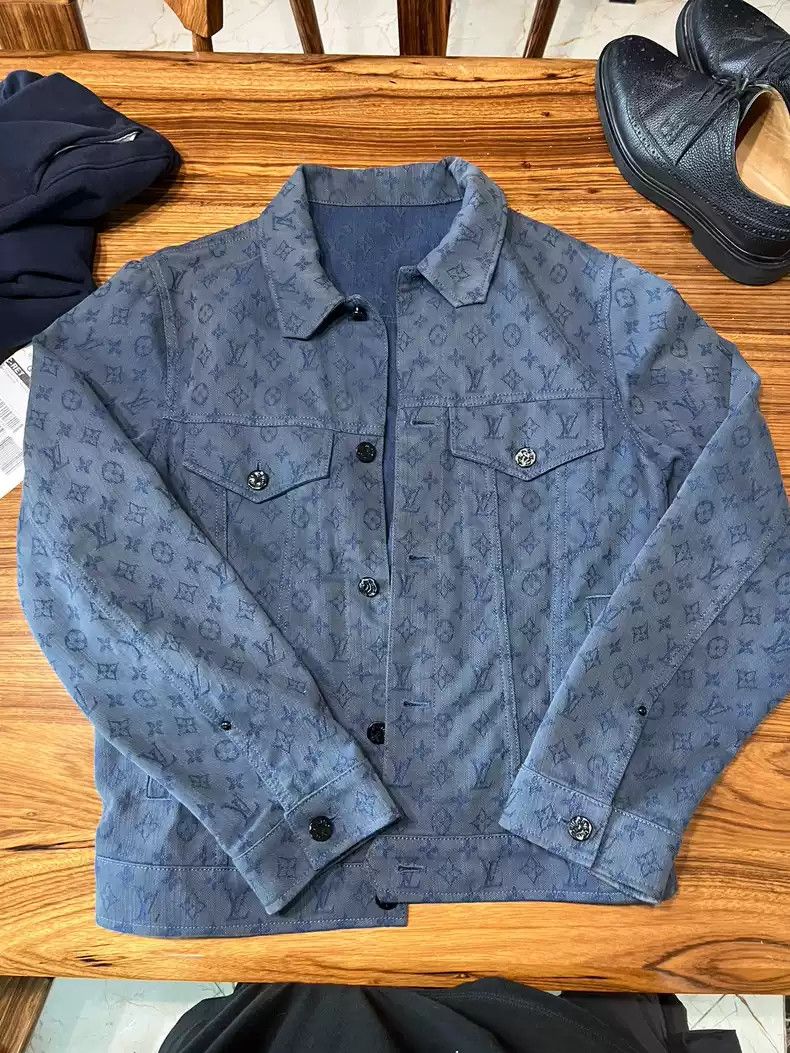 Louis Vuitton Louis Vuitton Denim jacket Size US M / EU 48-50 / 2 - 1 Thumbnail