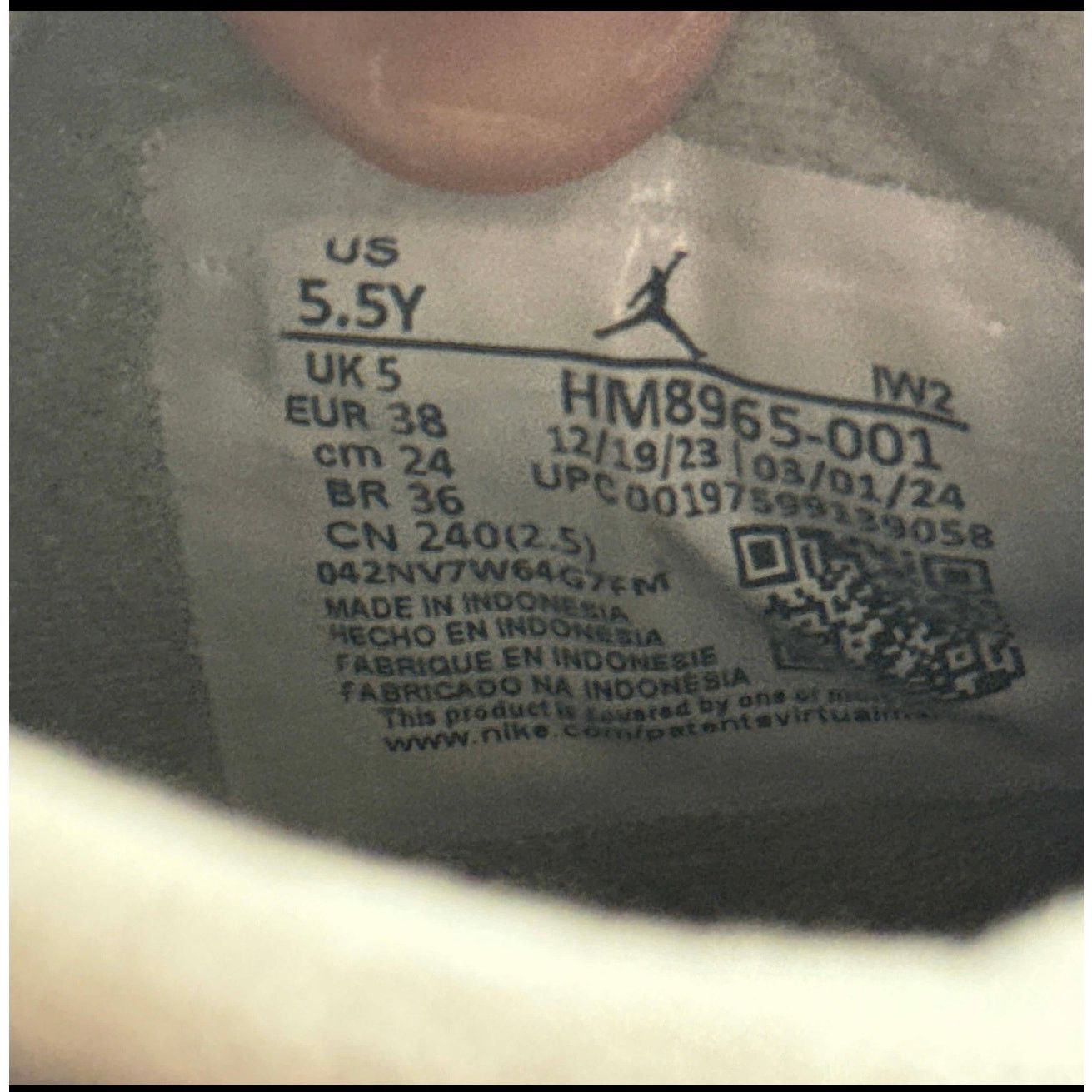 Jordan Brand × Nike Size 5.5 - Air Jordan 4 Retro SE GS Wet Cement Men's Shoes Size US 5.5 / EU 38 - 7 Thumbnail