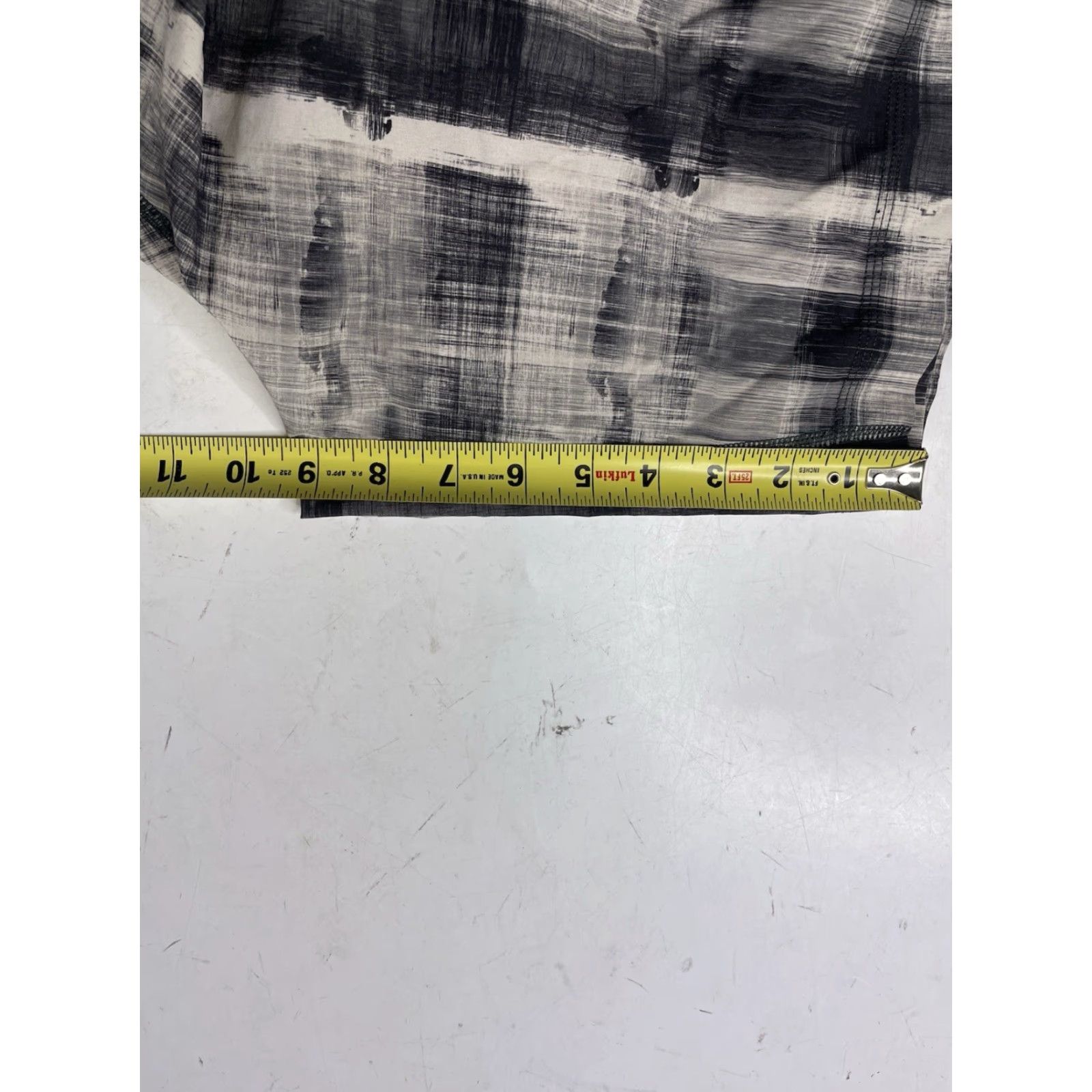 Lululemon Lululemon Pace Breaker Lined Plaid Checks Gray/Black Athletic Shorts Mens M Size US 31 - 6 Thumbnail