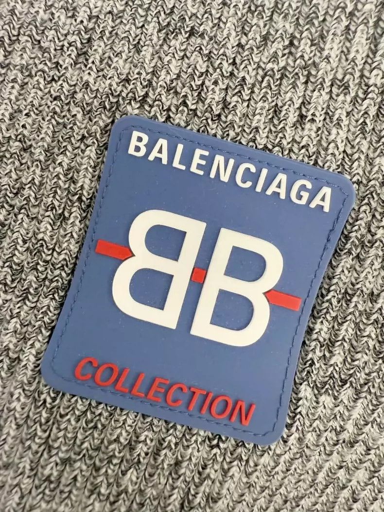 Balenciaga Balenciaga Wool sweater Size S / US 4 / IT 40 - 2 Thumbnail