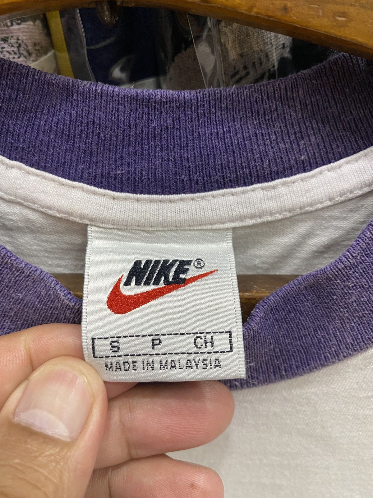 Vintage VINTAGE NIKE TSHIRT Size US S / EU 44-46 / 1 - 8 Thumbnail