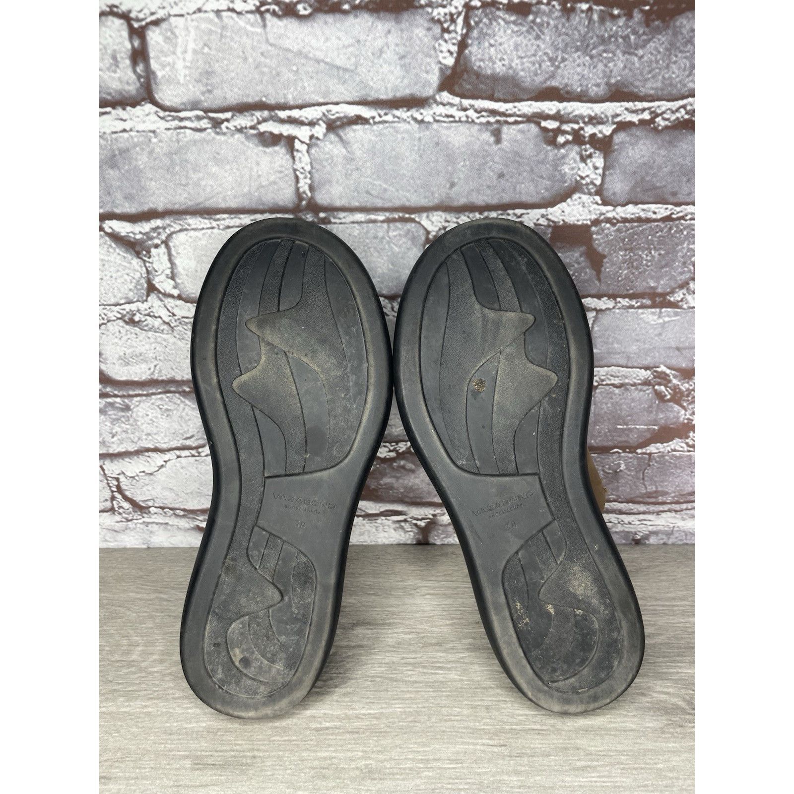 Vagabond Vagabond Blenda Brown Nubuck Leather Slide Platform Sandals Size US 7.5 / IT 37.5 - 22 Thumbnail