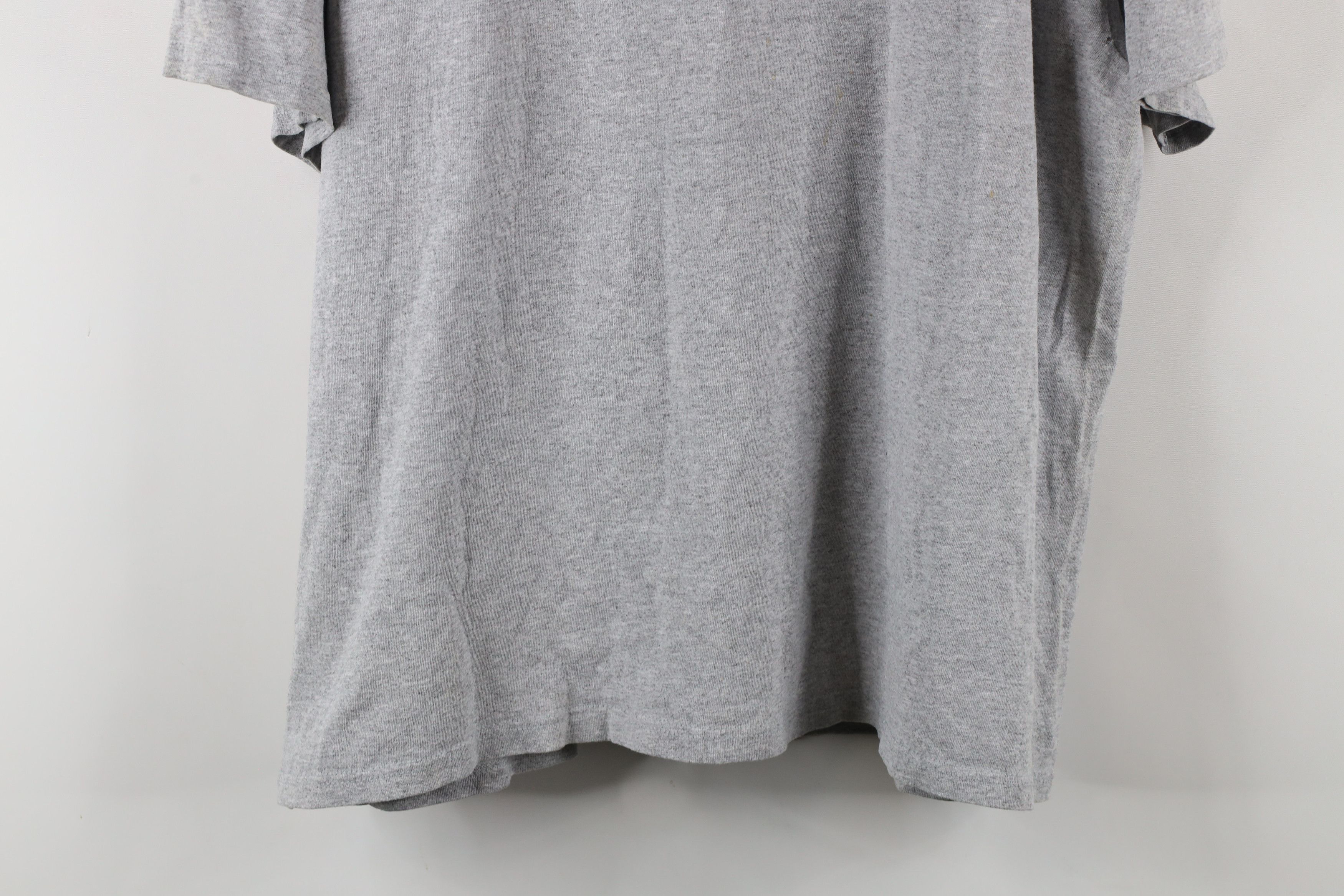 Majestic × Vintage Vintage Majestic Spell Out New York Yankees Baseball T-Shirt Size US XXL / EU 58 / 5 - 13 Thumbnail