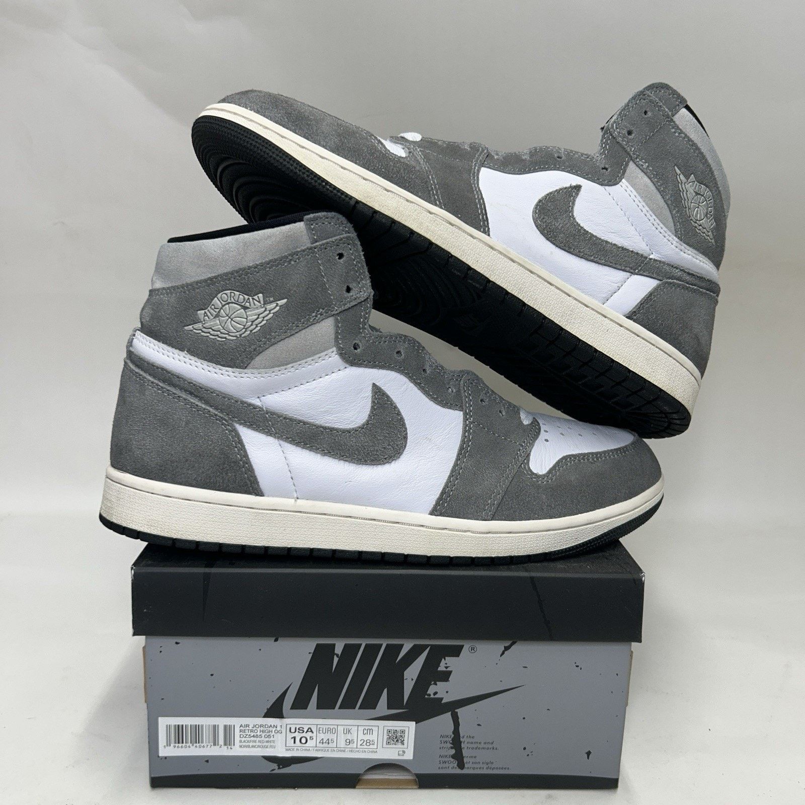 Jordan Brand Nike Air Jordan 1 Retro High OG “Washed Black Smoke Grey” Size US 10.5 / EU 43-44 - 1 Thumbnail