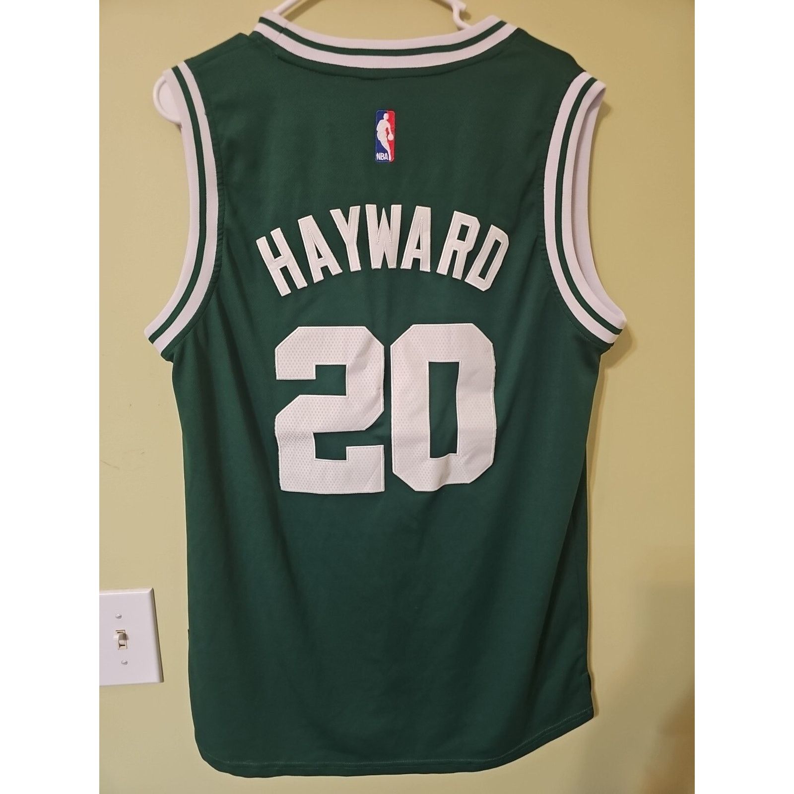Nike Gordon Hayward NBA Boston Celtics Green Nike Jersey Sz M +4 Size US M / EU 48-50 / 2 - 7 Thumbnail