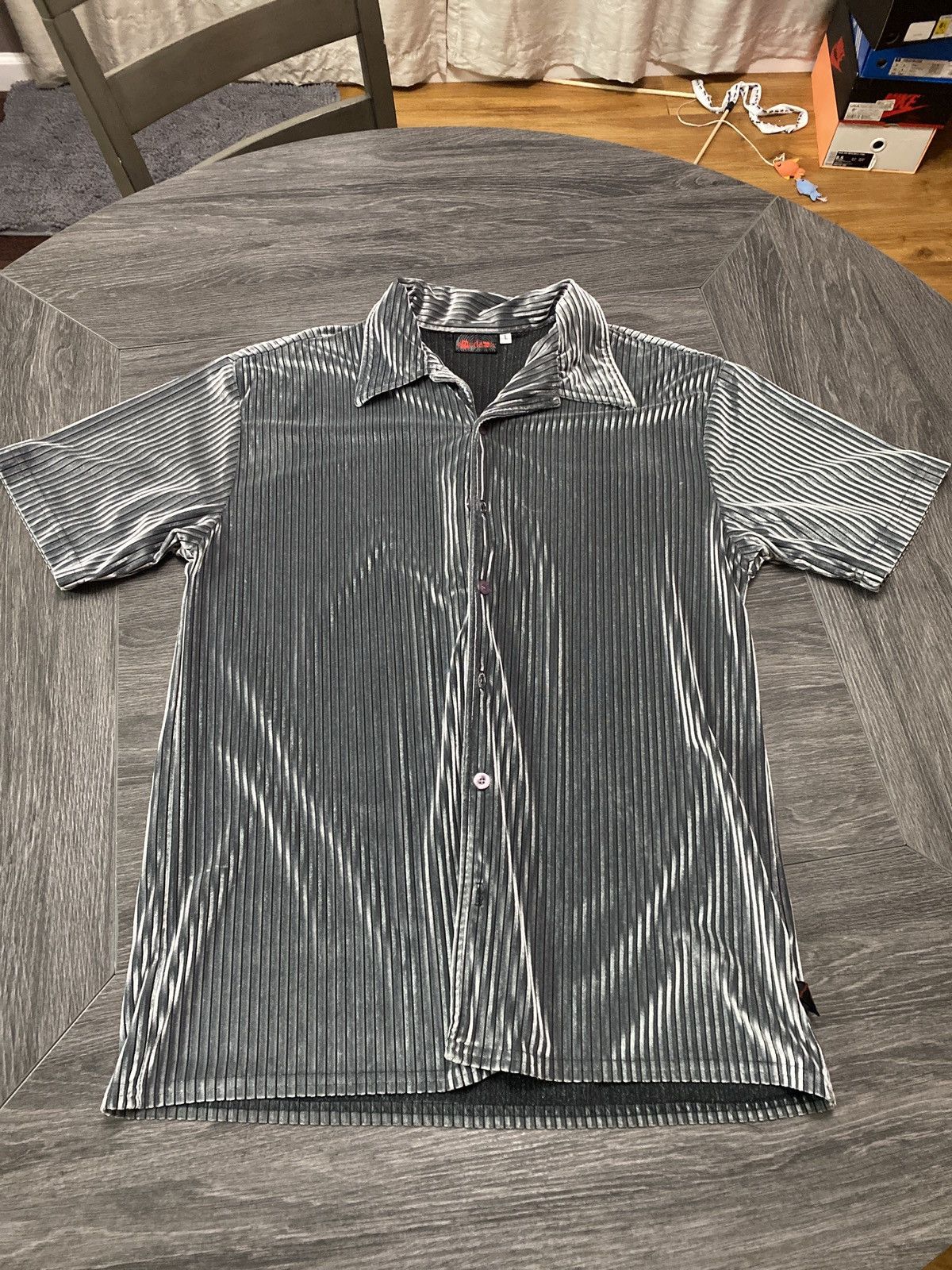 Designer × Vintage Epidemic Shiny Button Up Size US L / EU 52-54 / 3 - 1 Thumbnail