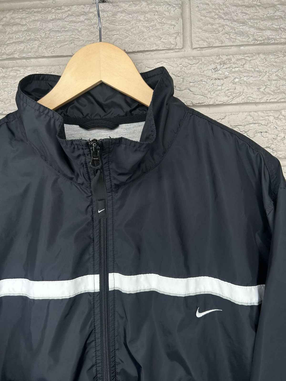 Nike Vintage Nike Mini Swoosh Black Windbreaker Zip Up Jacket Size US L / EU 52-54 / 3 - 4 Thumbnail