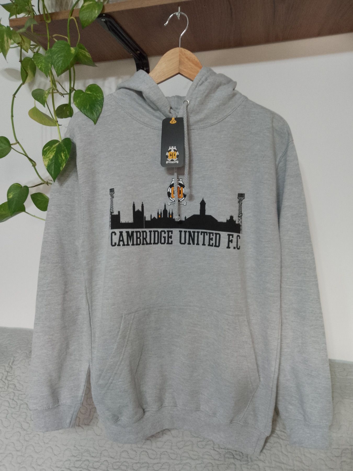 Other Cambridge United F.C Hoodie - Size S Size US S / EU 44-46 / 1 - 4 Thumbnail