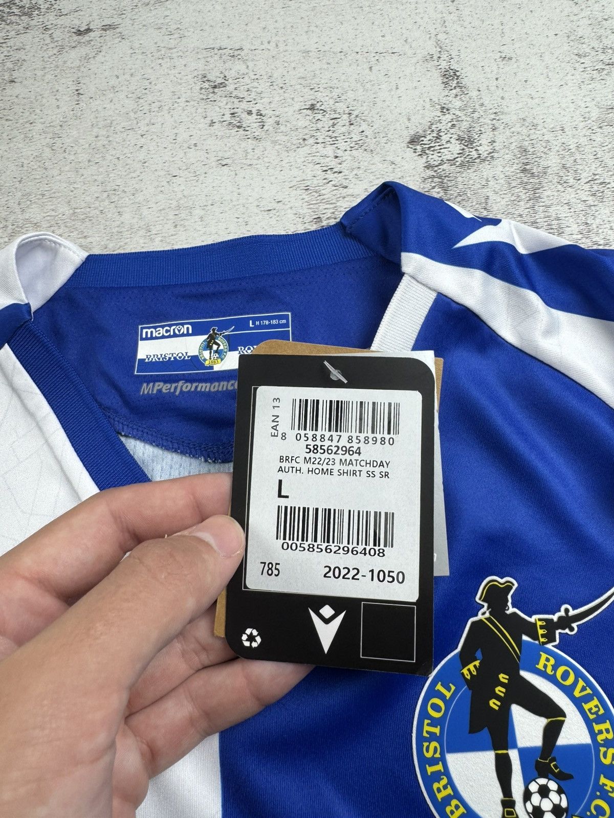 Macron NEW Bristol Rovers 2022/2023 Soccer Football Macron Men’s Large T Shirt Jersey Size US L / EU 52-54 / 3 - 9 Thumbnail