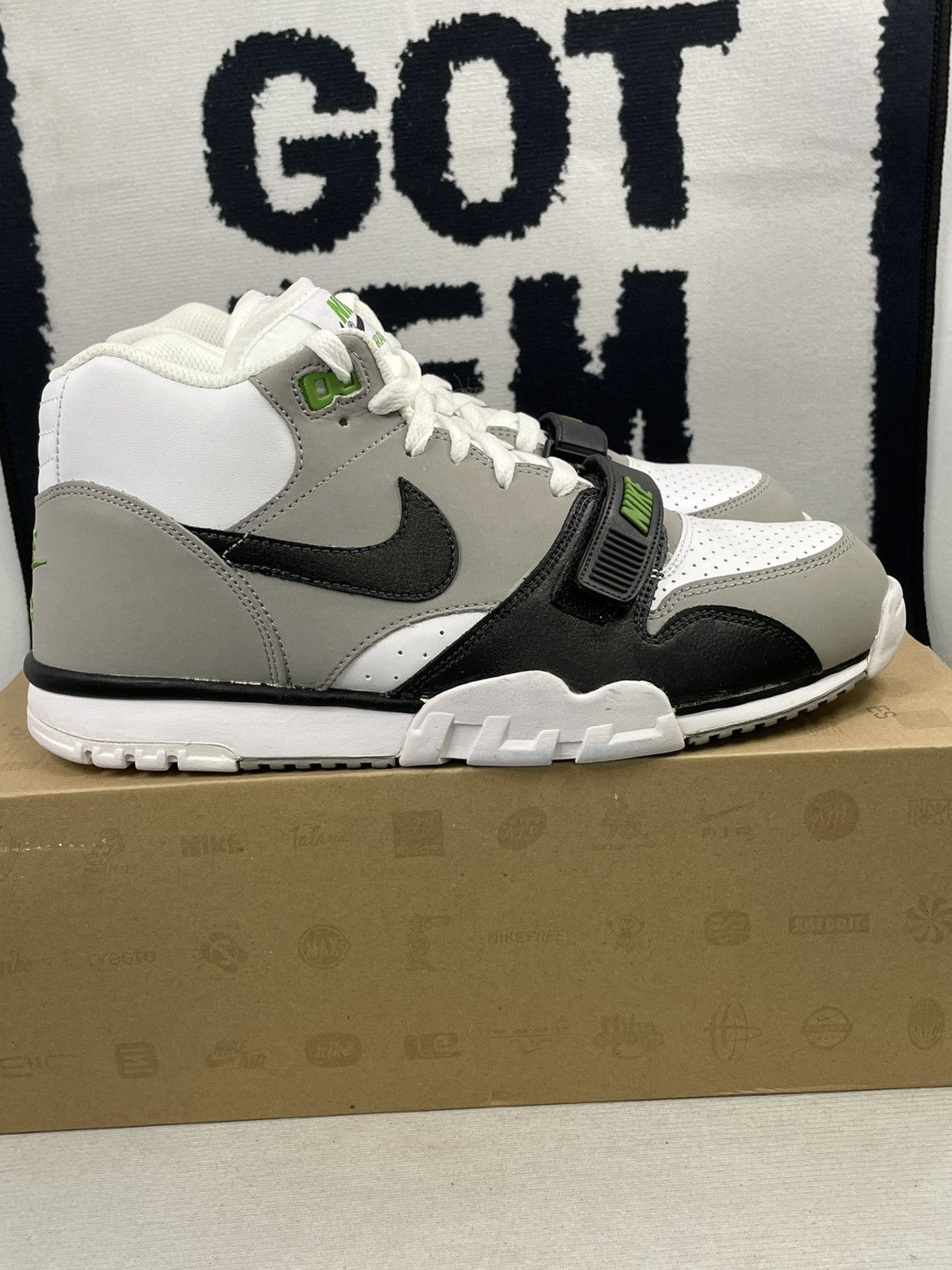 Nike Nike Air Trainer 1 Mid Premium Chlorophyll 2008 Men Size 10 Size US 10 / EU 43 - 9 Thumbnail