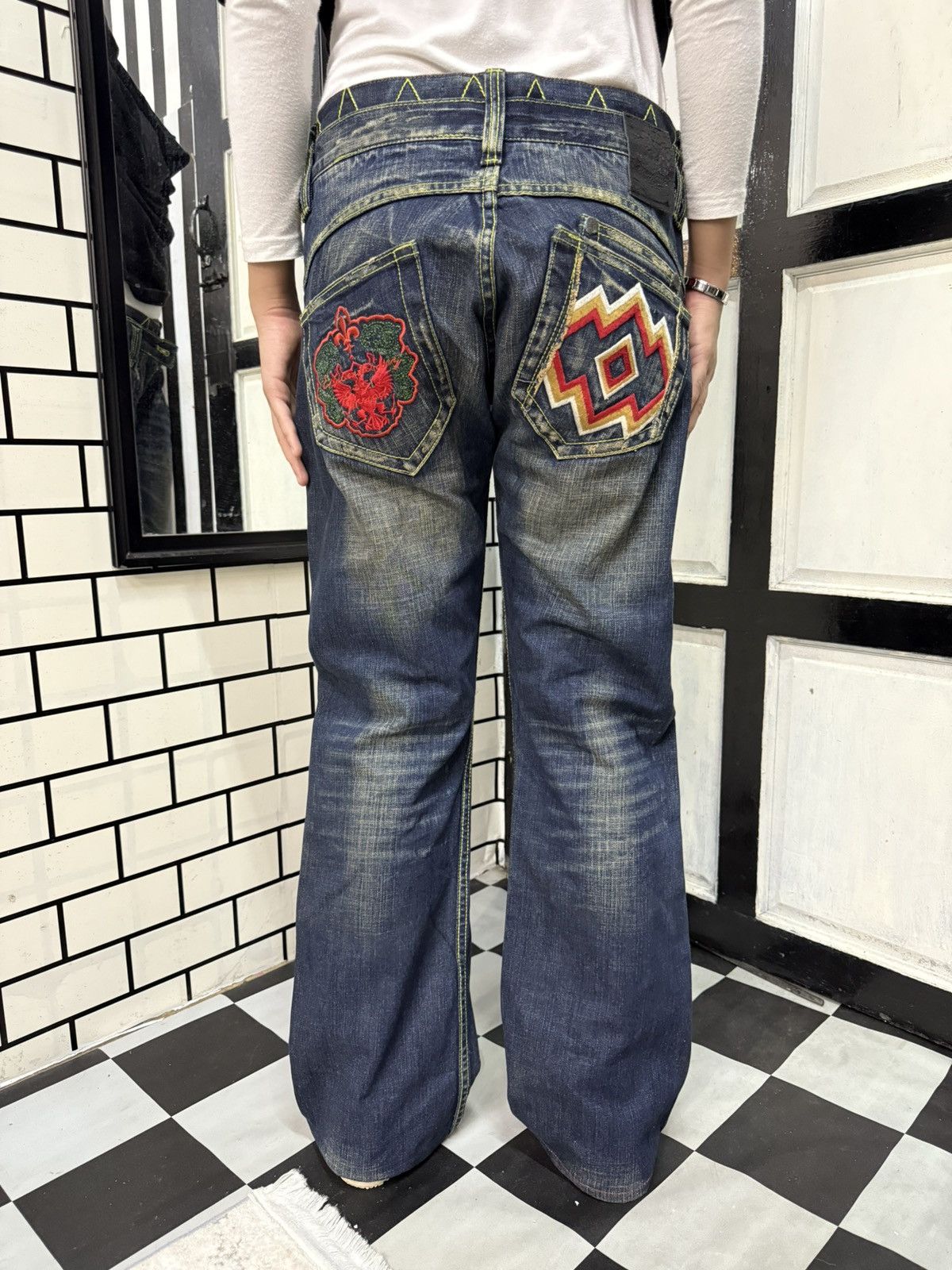 Japanese Brand Stonehedge Aztec Tribal Embroidered Double Waist Flare Jeans Size US 30 / EU 46 - 4 Thumbnail