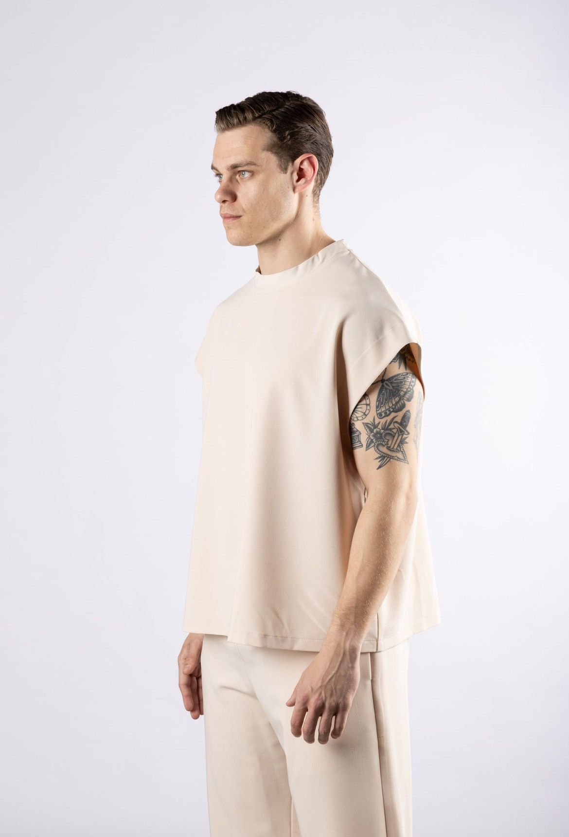 Other Not a common box tank top - off-white (One Size - M/L) Size US M / EU 48-50 / 2 - 8 Thumbnail