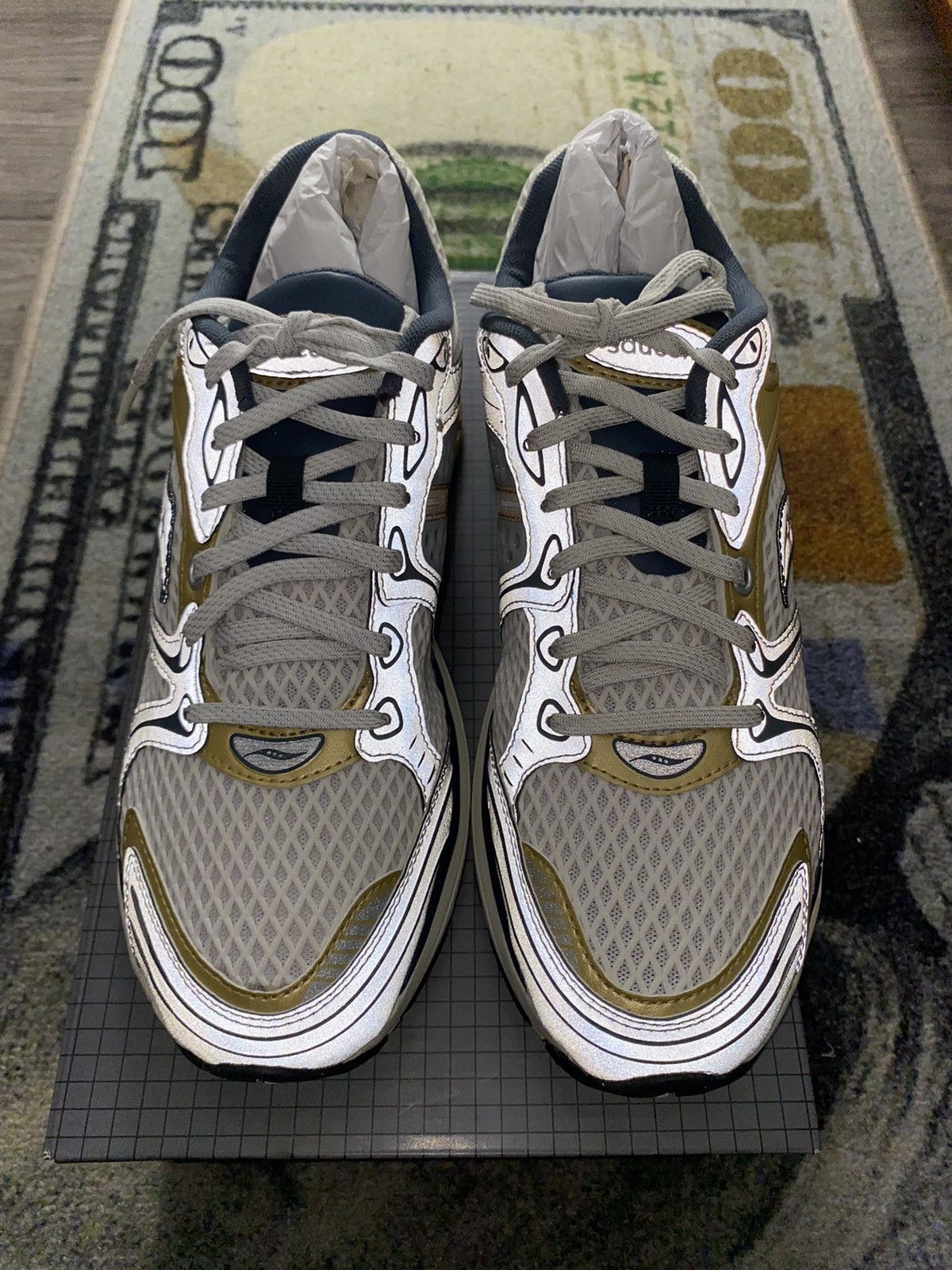 Saucony Saucony Progrid Triumph 4 Fabricated Future Size US 8.5 / EU 41-42 - 4 Thumbnail