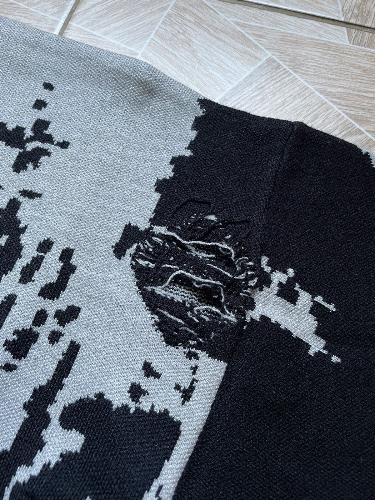 Other Y2K Grunge Distressed Knitted Sweater Glitch Art Gothic L Size US L / EU 52-54 / 3 - 5 Thumbnail
