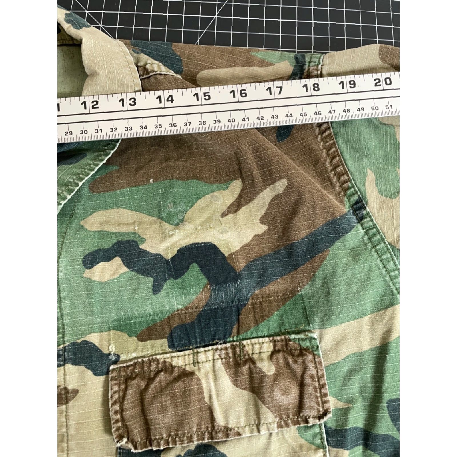 Carbon VINTAGE Carbon Military Jacket Adult Medium Green Woodland Camouflage 80s Outdoor Mens Size US M / EU 48-50 / 2 - 7 Thumbnail