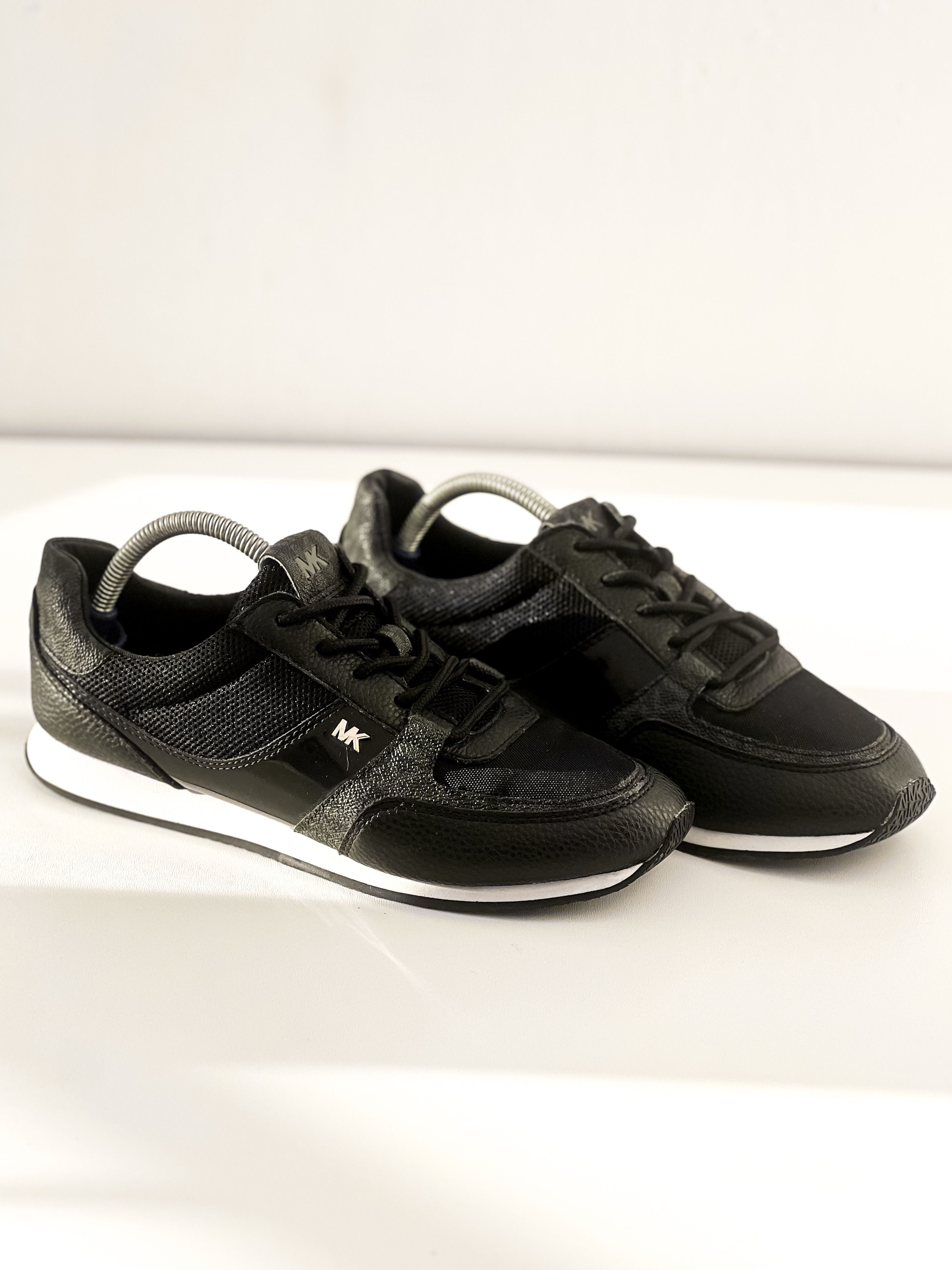 Designer × Michael Kors Michael Kors Size US 9 / IT 39 - 1 Thumbnail