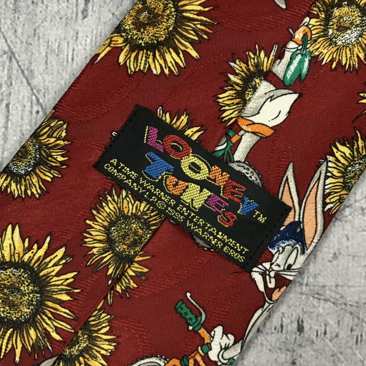 Warner Bros Vintage 1995 Bugs Bunny Looney Tunes Tie Size ONE SIZE - 2 Thumbnail