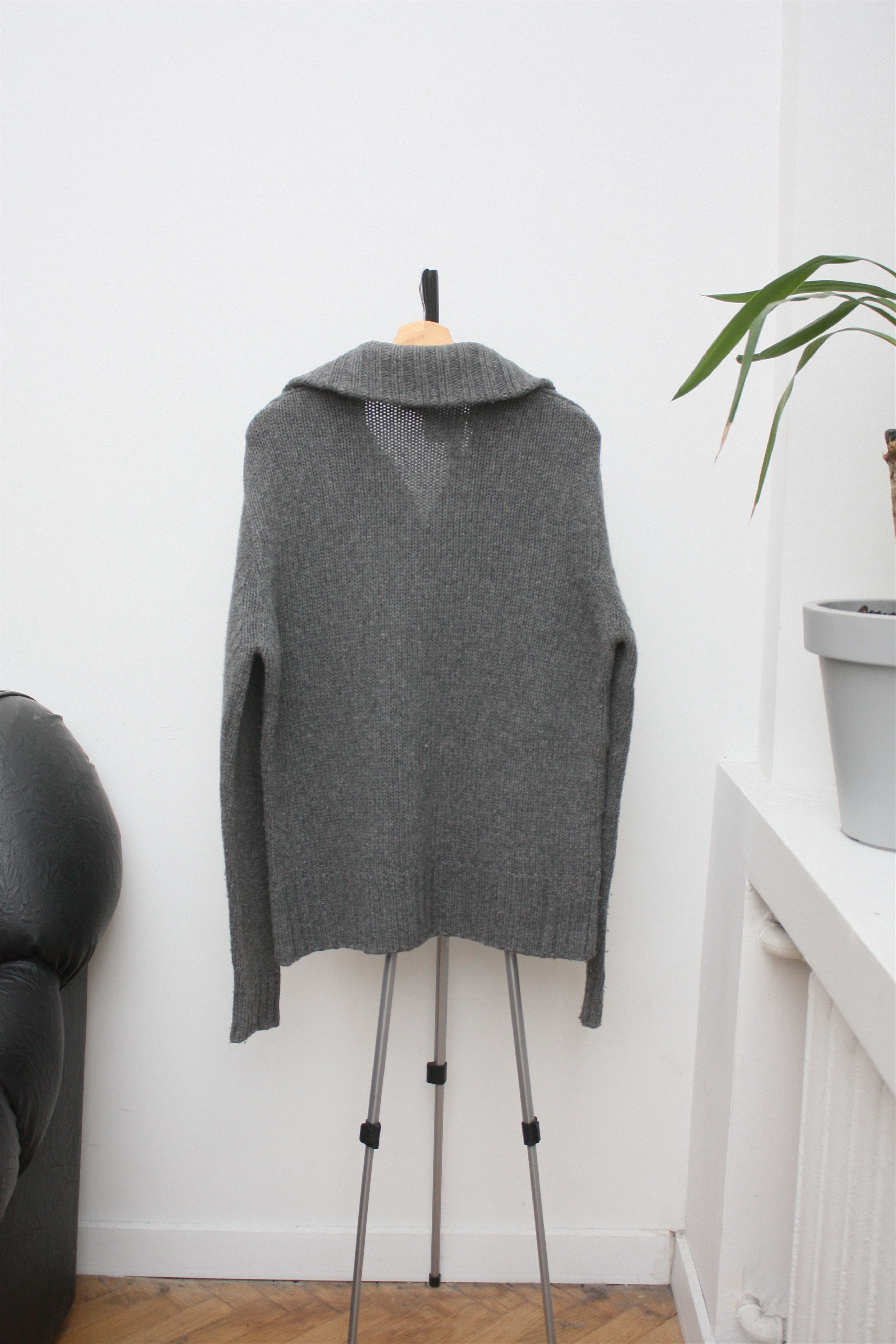 GF Ferre Gianfranco Ferre Jeans Wool Blend Grey Knitted Pullover L Size US L / EU 52-54 / 3 - 3 Thumbnail