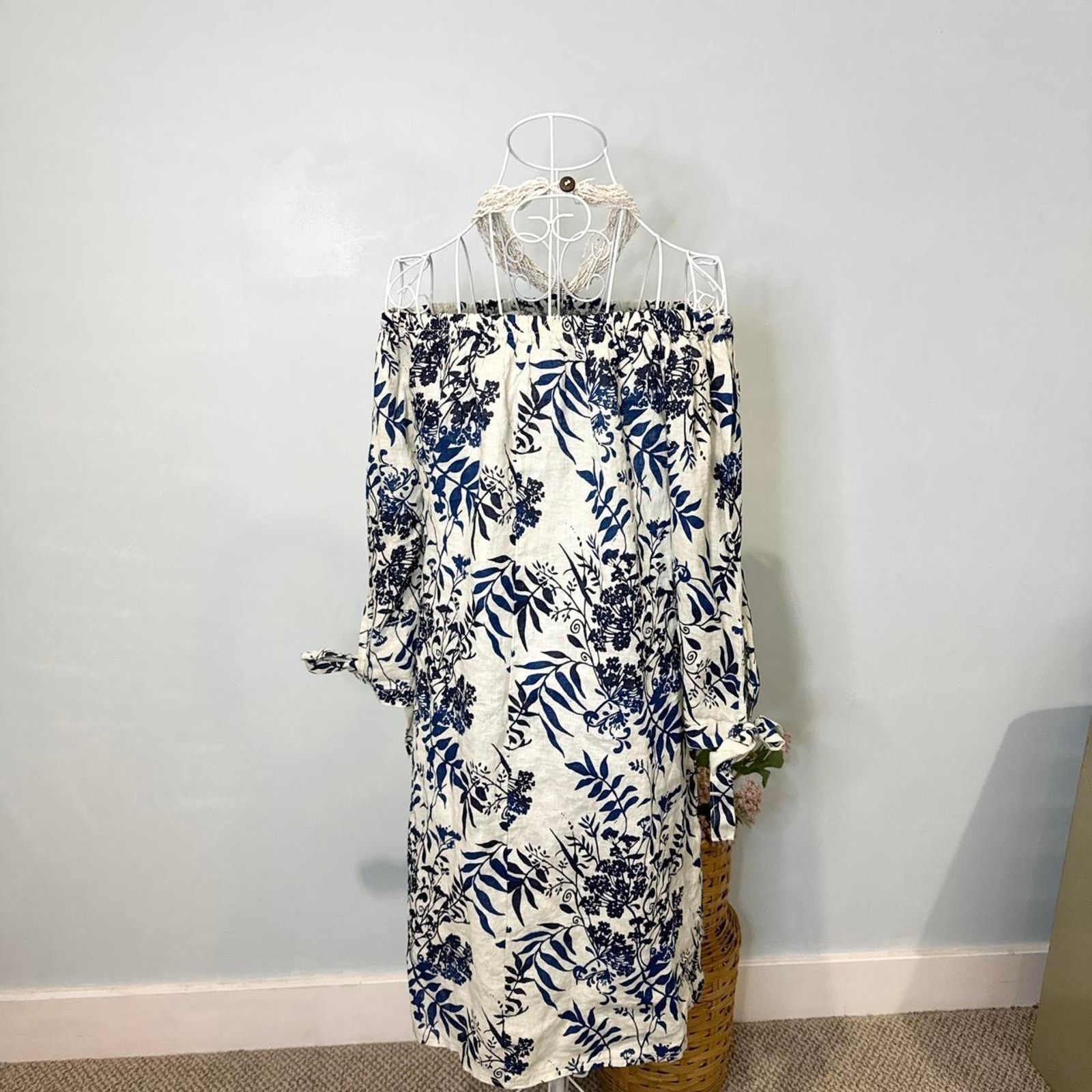 Other Floral off the shoulder linen midi floral navy sundress Size S / US 4 / IT 40 - 5 Thumbnail