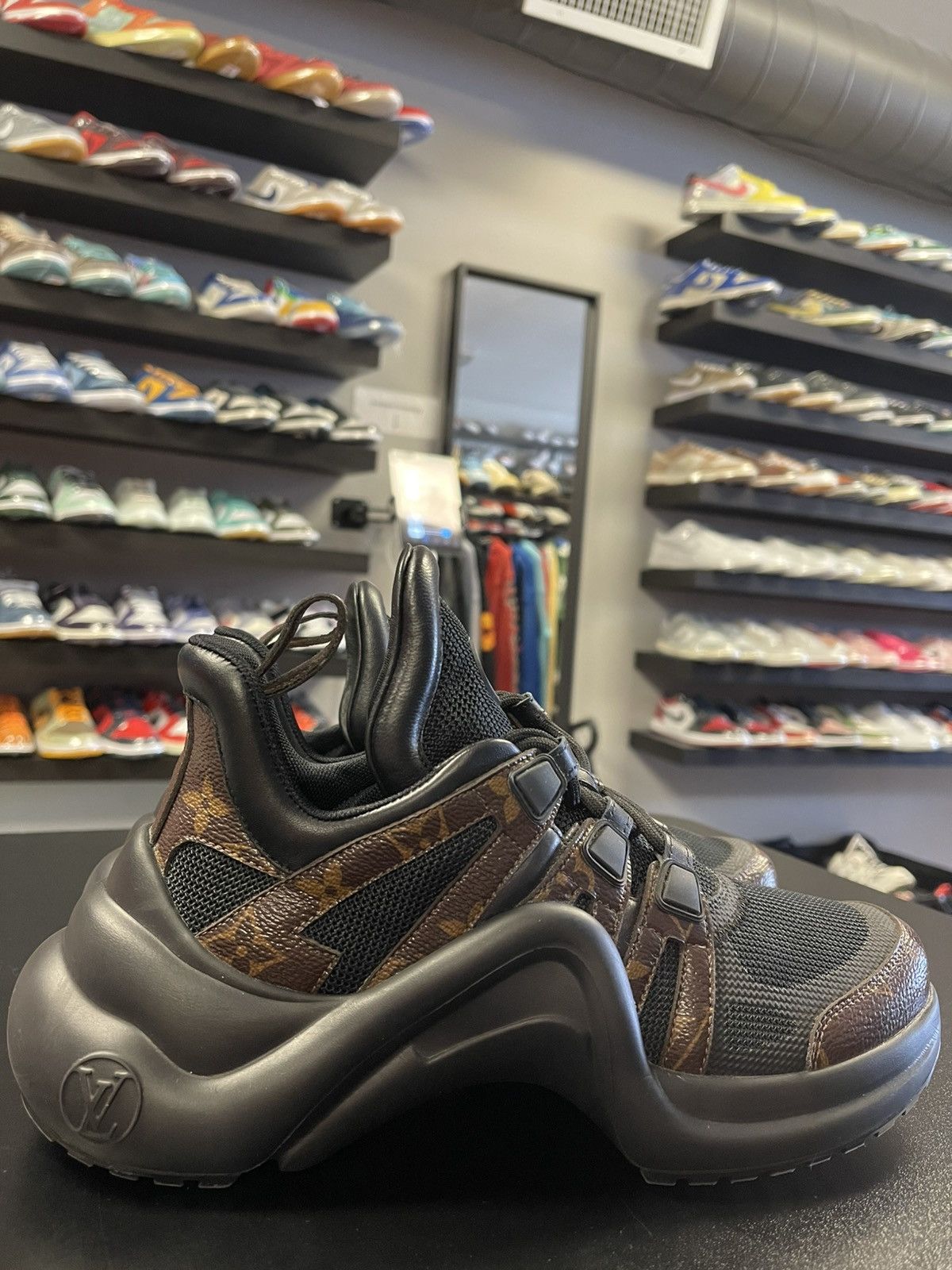 Louis Vuitton Size 7US/37LV - Louis Vuitton LV Archlight Brown/Black Size US 7 / IT 37 - 3 Thumbnail