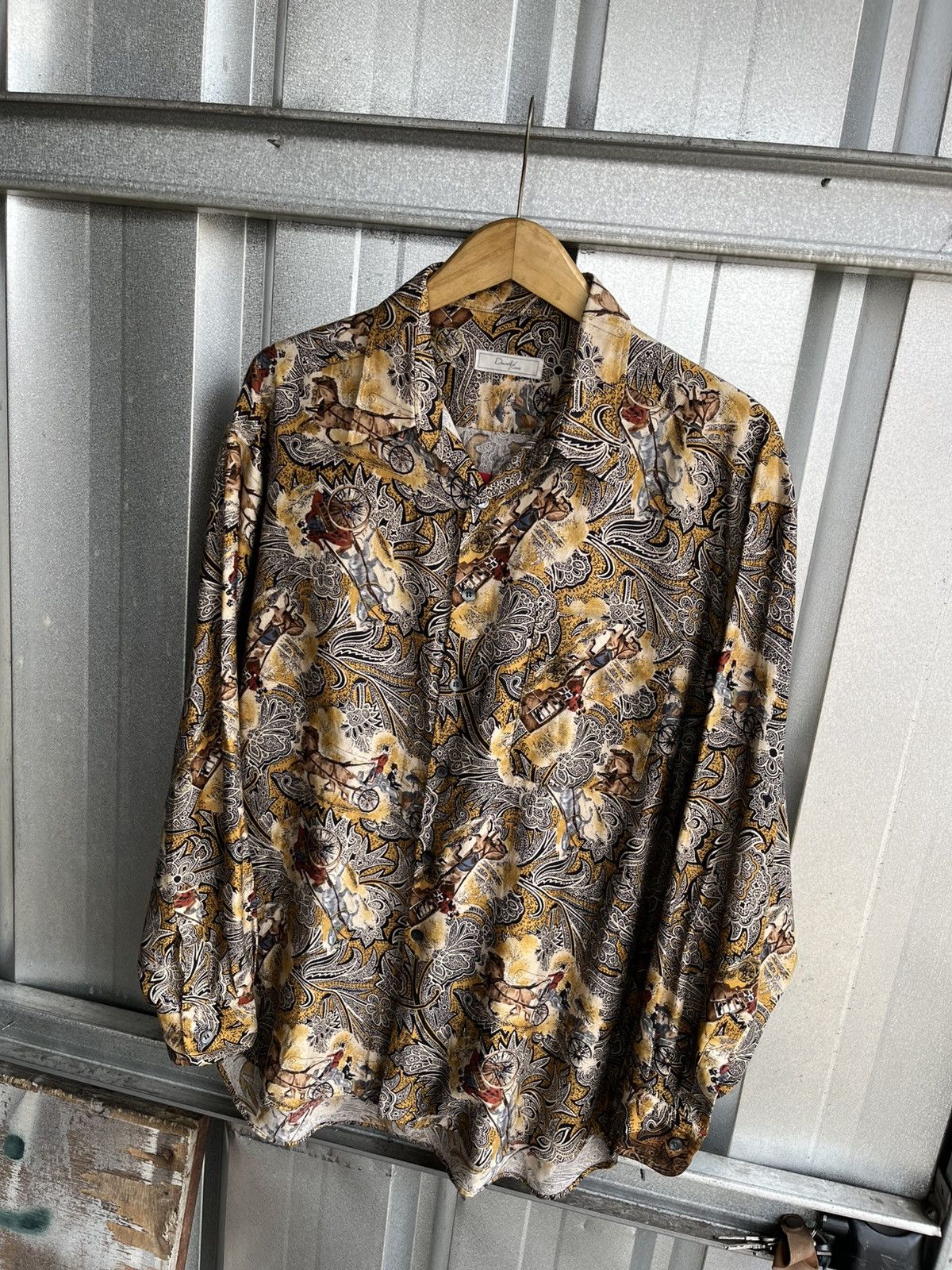 Tornado Mart retro style donma uomo shirt /versace/dior/cdg/prada/ Size US M / EU 48-50 / 2 - 3 Thumbnail