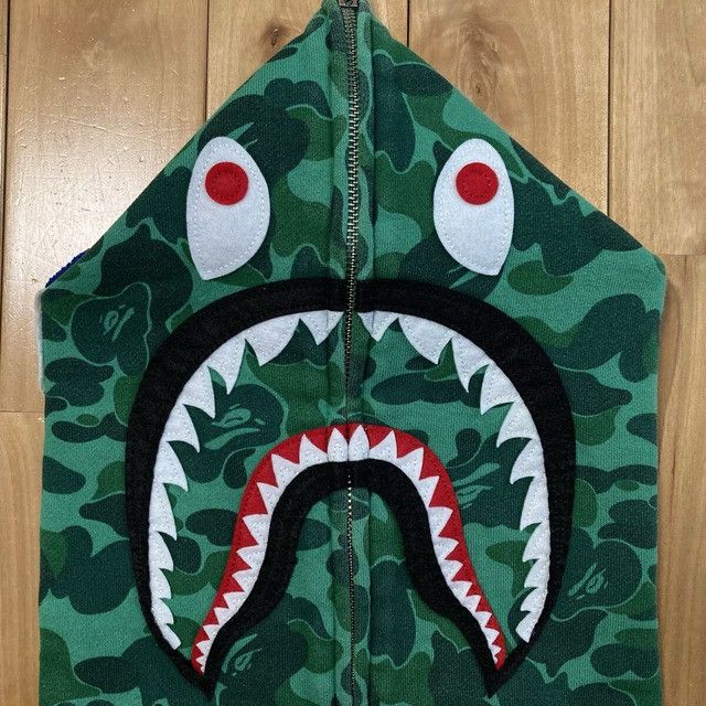 Bape 🔥Shibuya Store Camo🔥 BAPE CAMO Shark Full Zip Hoodie APE Size US L / EU 52-54 / 3 - 3 Thumbnail