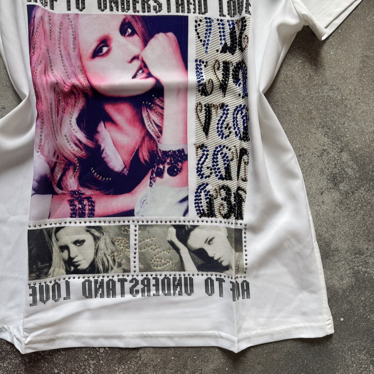 Hysteric Glamour Amazing 2000’s Aesthetic Glamour Girl Print Y2K T-Shirt Size M / US 6-8 / IT 42-44 - 6 Thumbnail