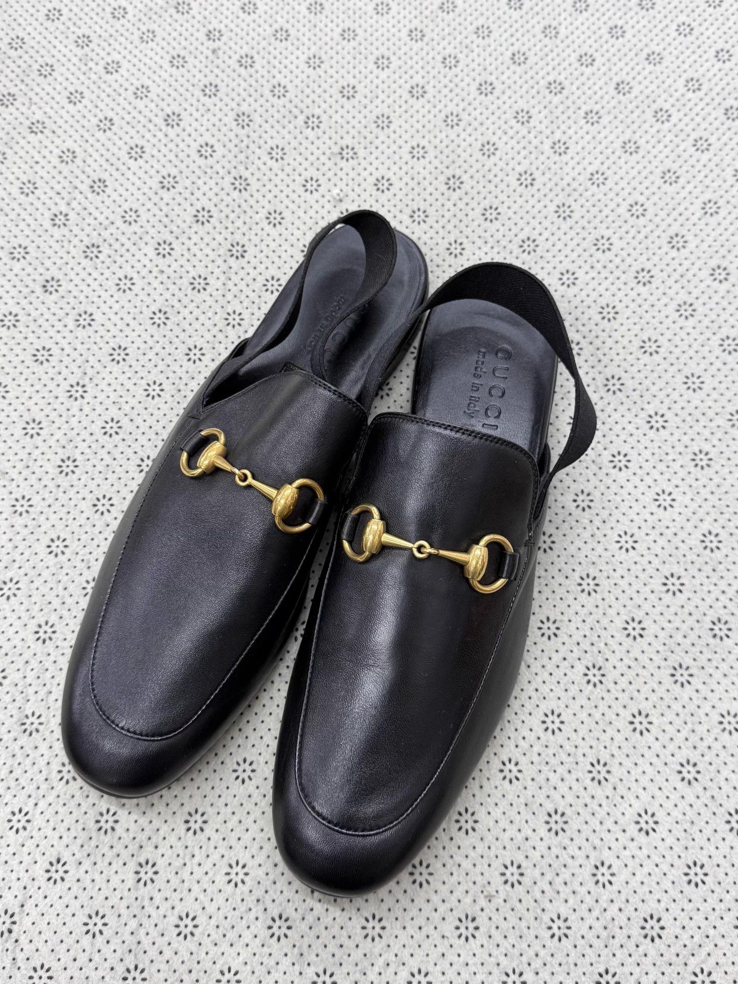 Gucci Gucci Black Gold Horsebit Mule Slides US 7 Size US 7 / EU 40 - 1 Thumbnail