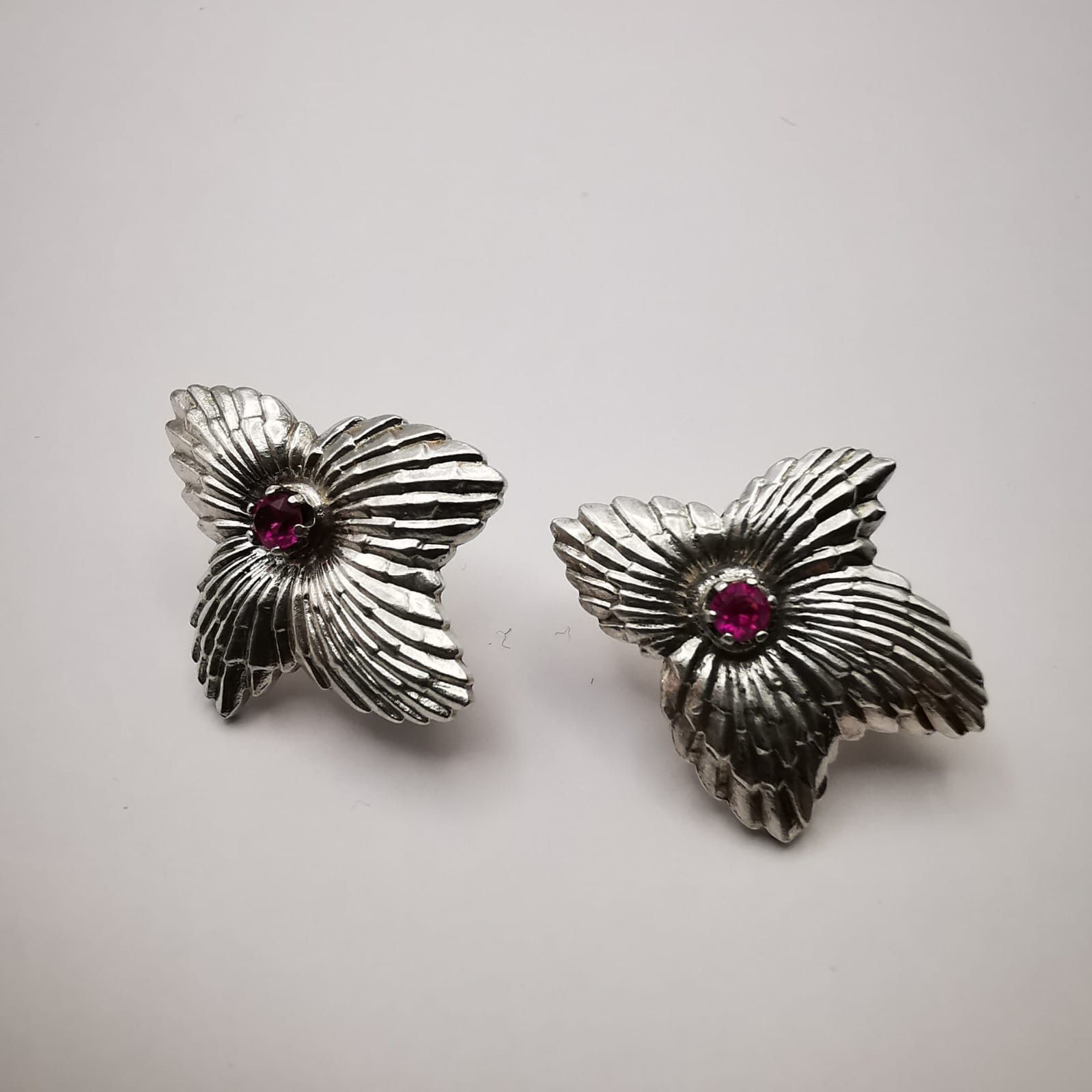 Sterling Silver × Vintage Vintage, Jewelry Earrings 925 Sterling Silver, Ruby Size ONE SIZE - 1 Thumbnail