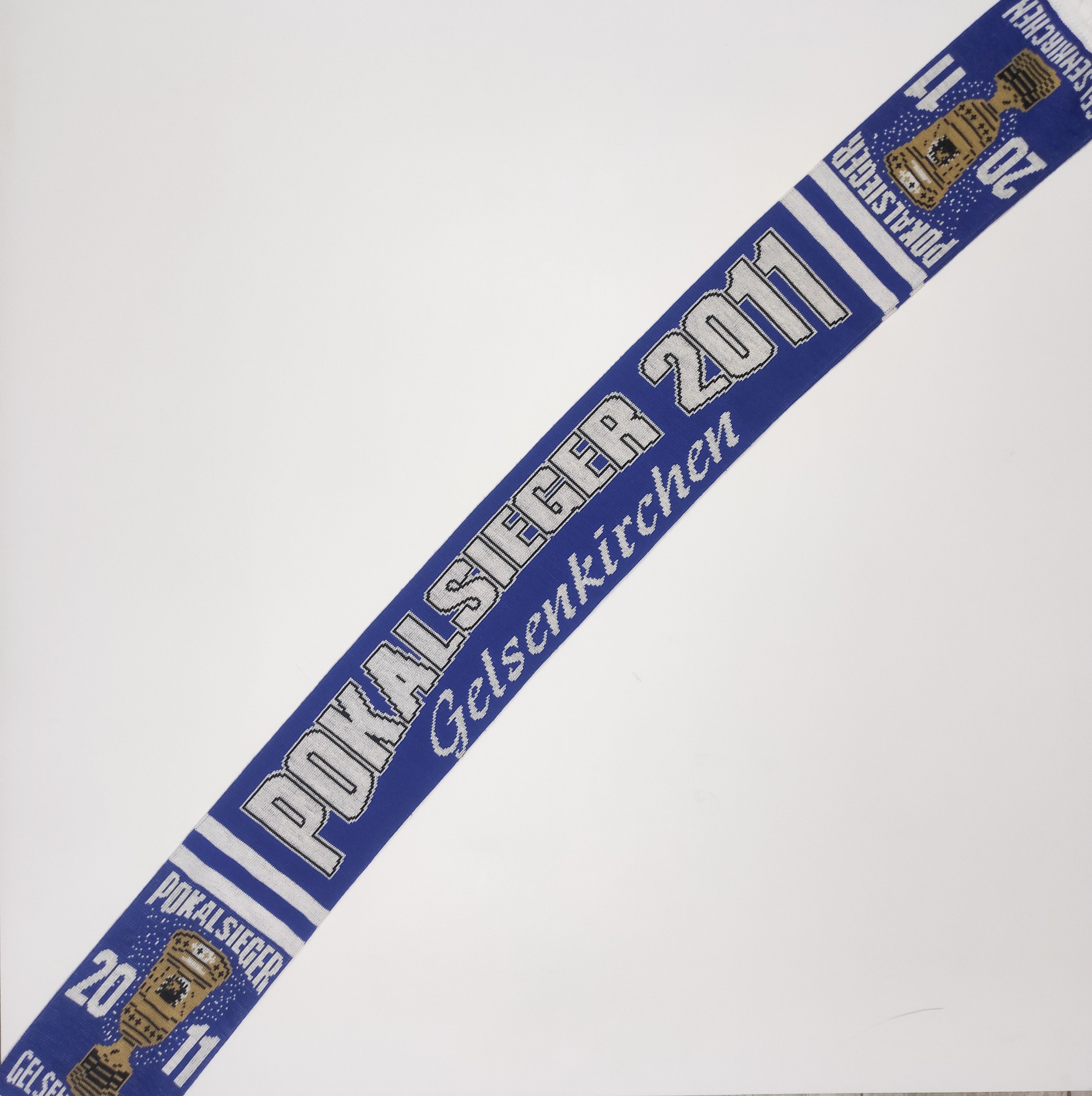Other FC Schalke Galsenkirchen "2011 Pokalsieger" Scarf Size ONE SIZE - 5 Thumbnail