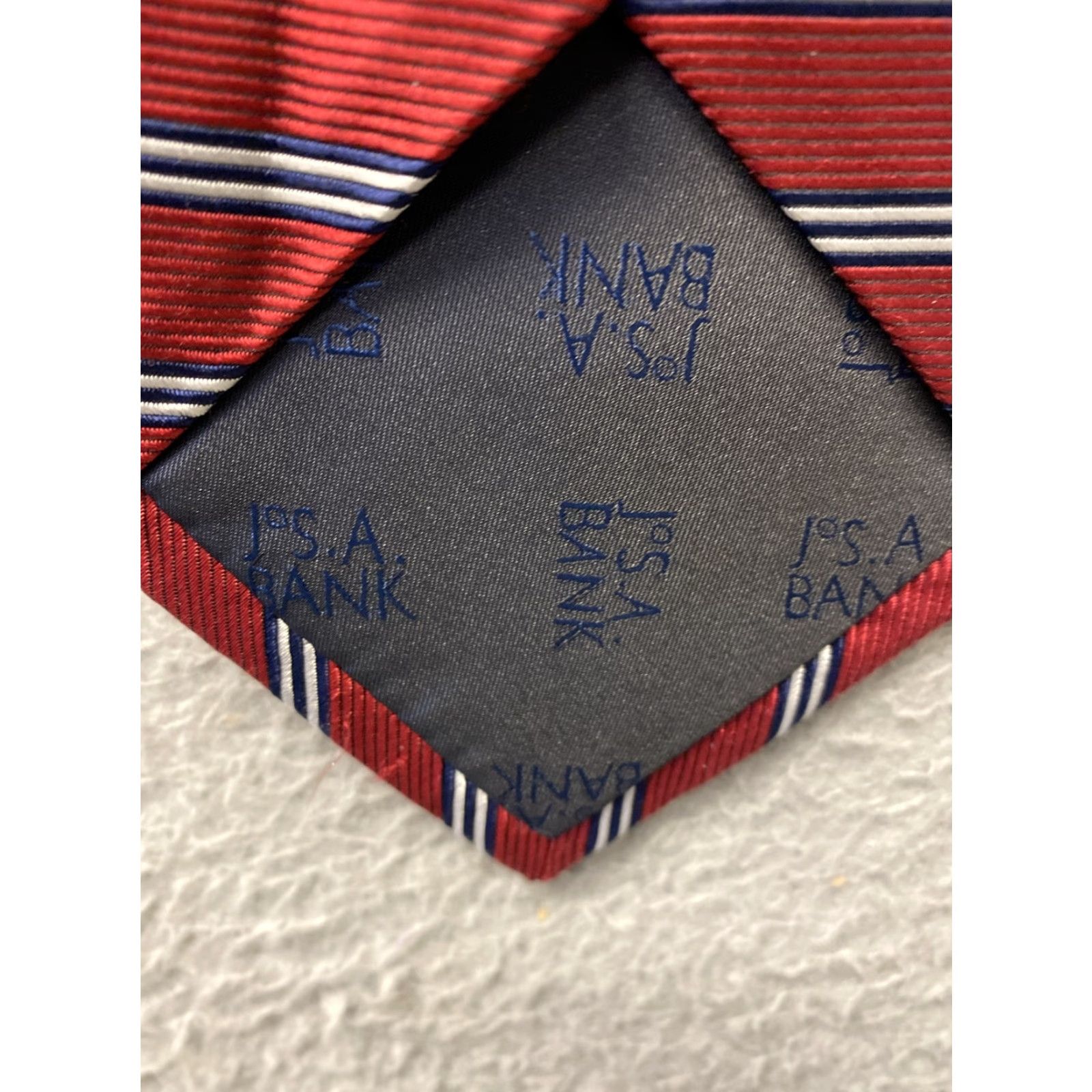 Vintage JOS A BANK Vintage Red Gray Striped Silk Tie 60” Designer Preppy Mens Size ONE SIZE - 7 Thumbnail