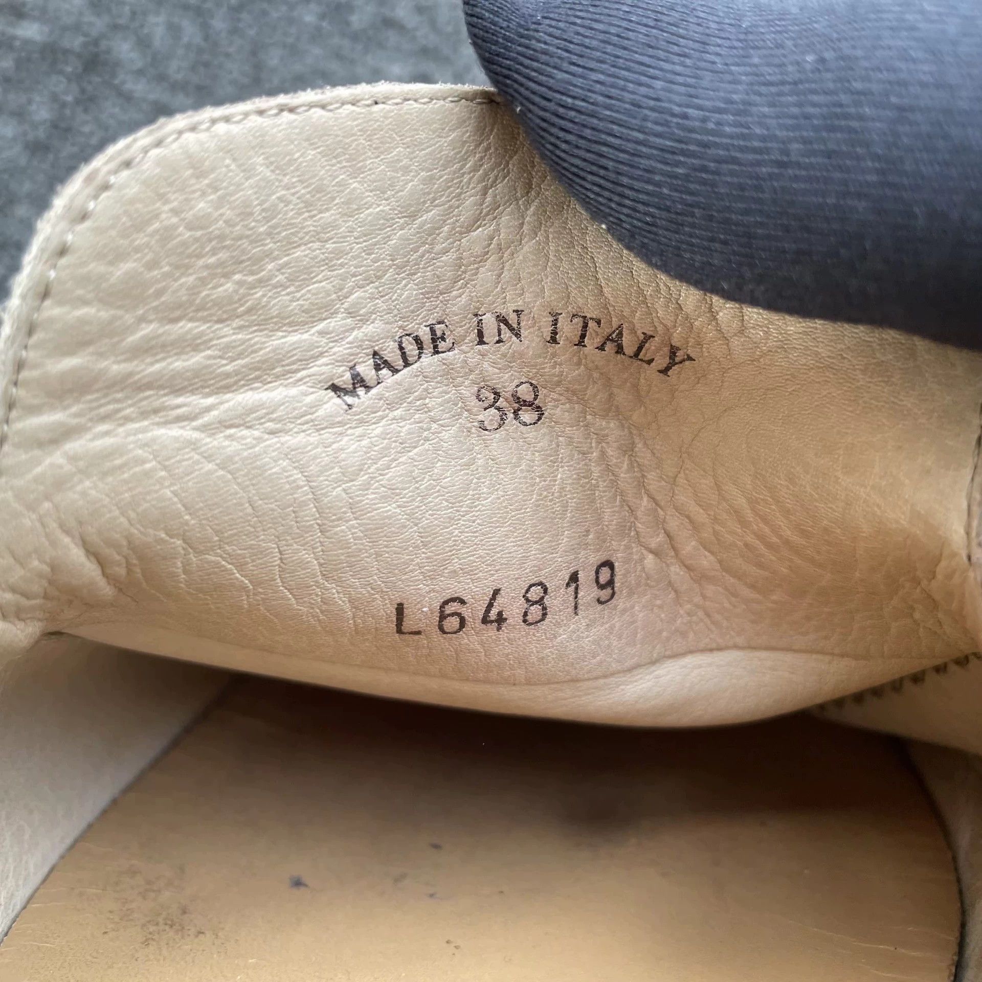 Loro Piana Loro Piana Suede Loafers Women's Sand 38 95 New Size US 7.5 / IT 37.5 - 8 Thumbnail