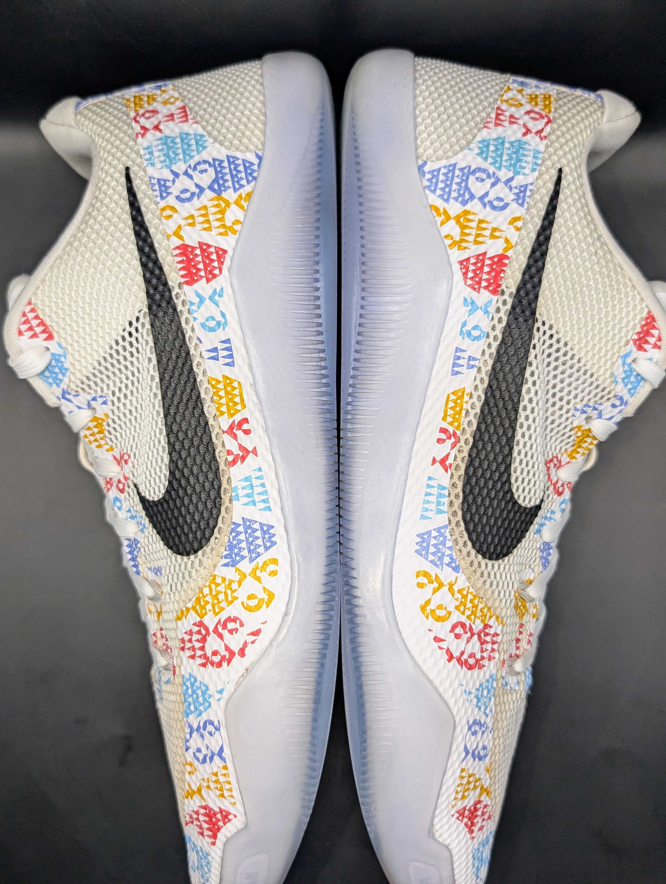 美品！KOBE 11 NIKE 白　26cm Nike Kobe 11 Elite Low 4KB White Horse 824463-199 Mens Size