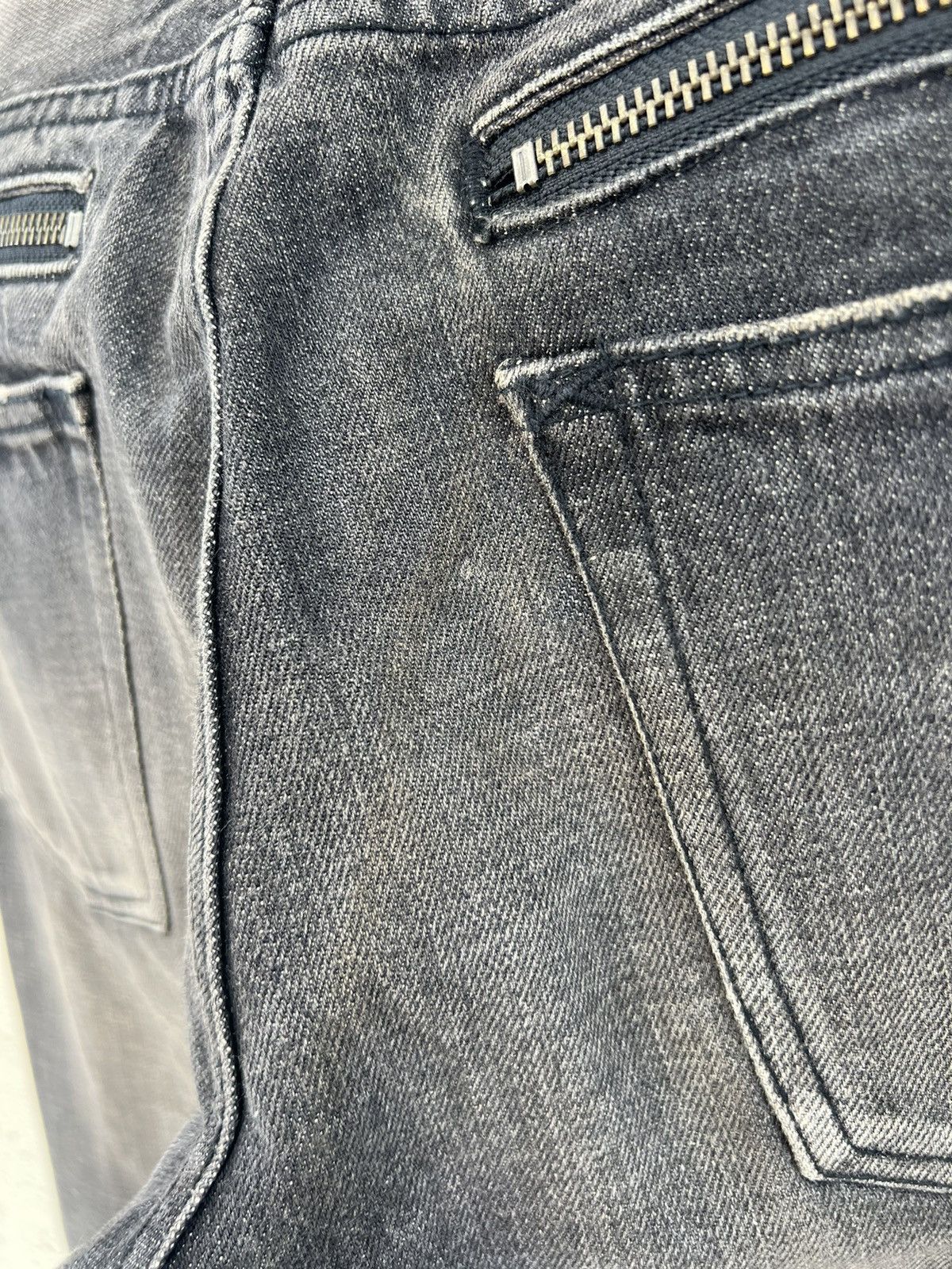 Vanquish Mud Wash Vintage Vanquish Japan Fade Black Denim Slim Jeans Size US 30 / EU 46 - 19 Thumbnail
