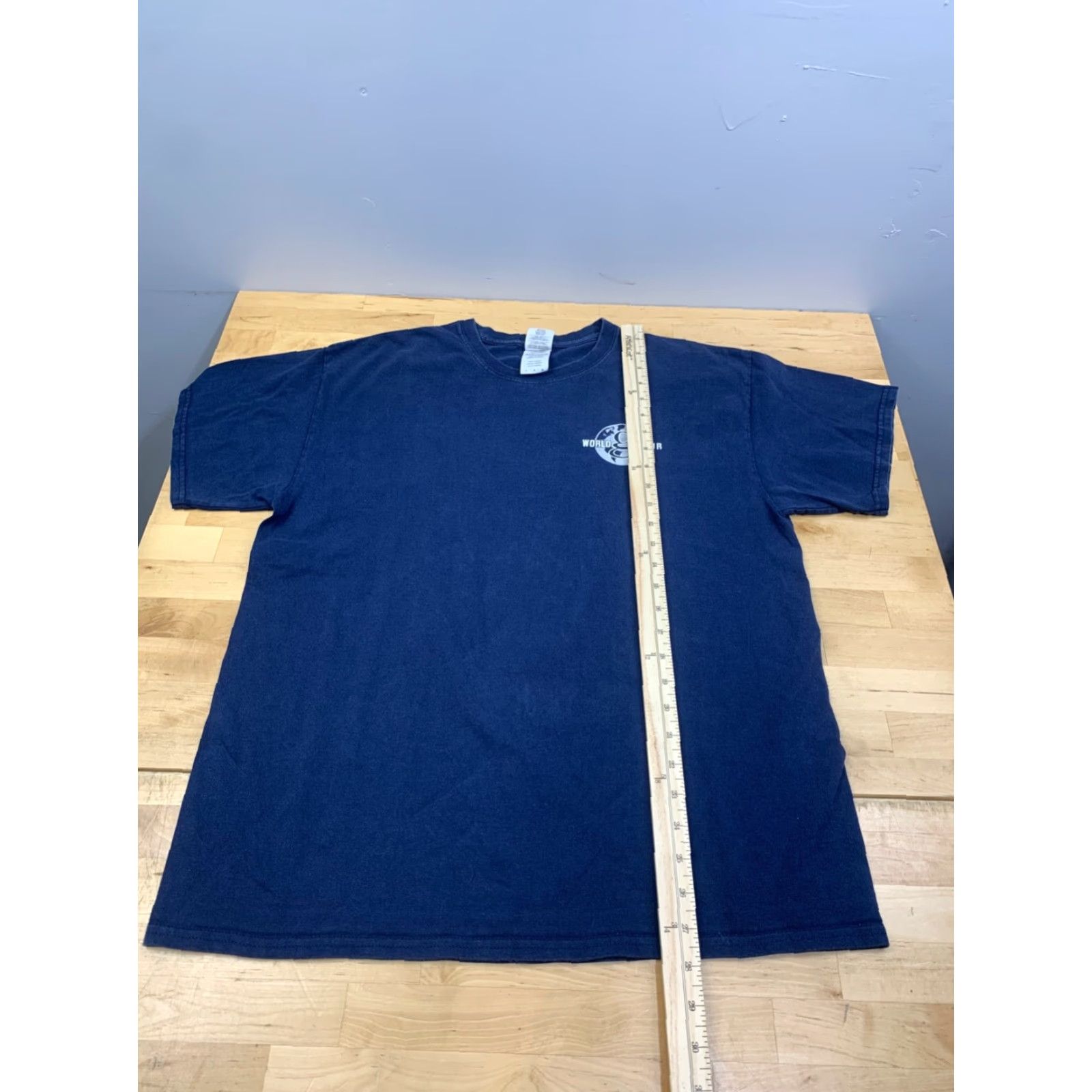 Gildan Garth Brooks Trisha Yearwood World Tour Shirt Mens L Blue Country Music Tour 2015 Size US L / EU 52-54 / 3 - 4 Thumbnail