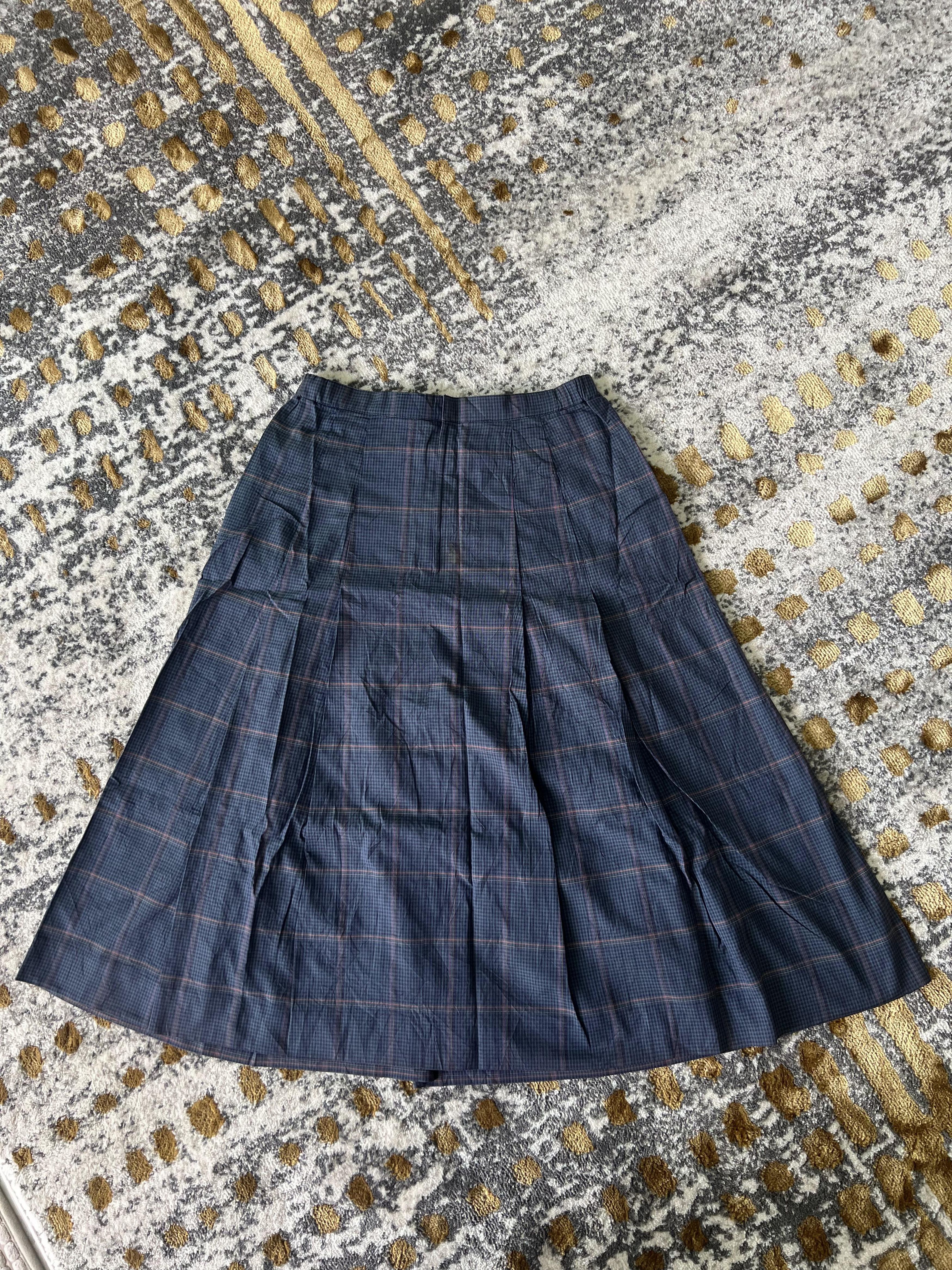 Burberry × Vintage Burberrys checkered skirt Size 28" / US 6 / IT 42 - 1 Thumbnail