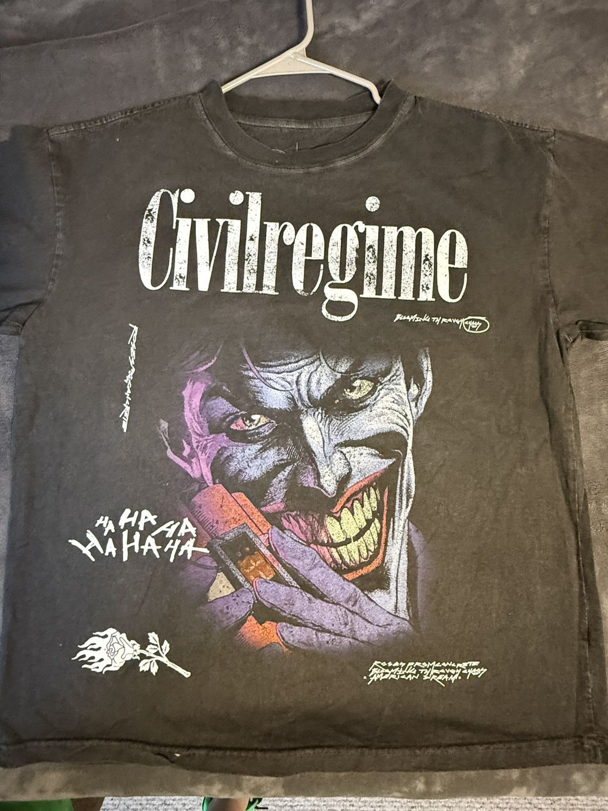 Civil Regime Civil Regime x DC Comics The Joker tee size Lg Size US L / EU 52-54 / 3 - 1 Thumbnail