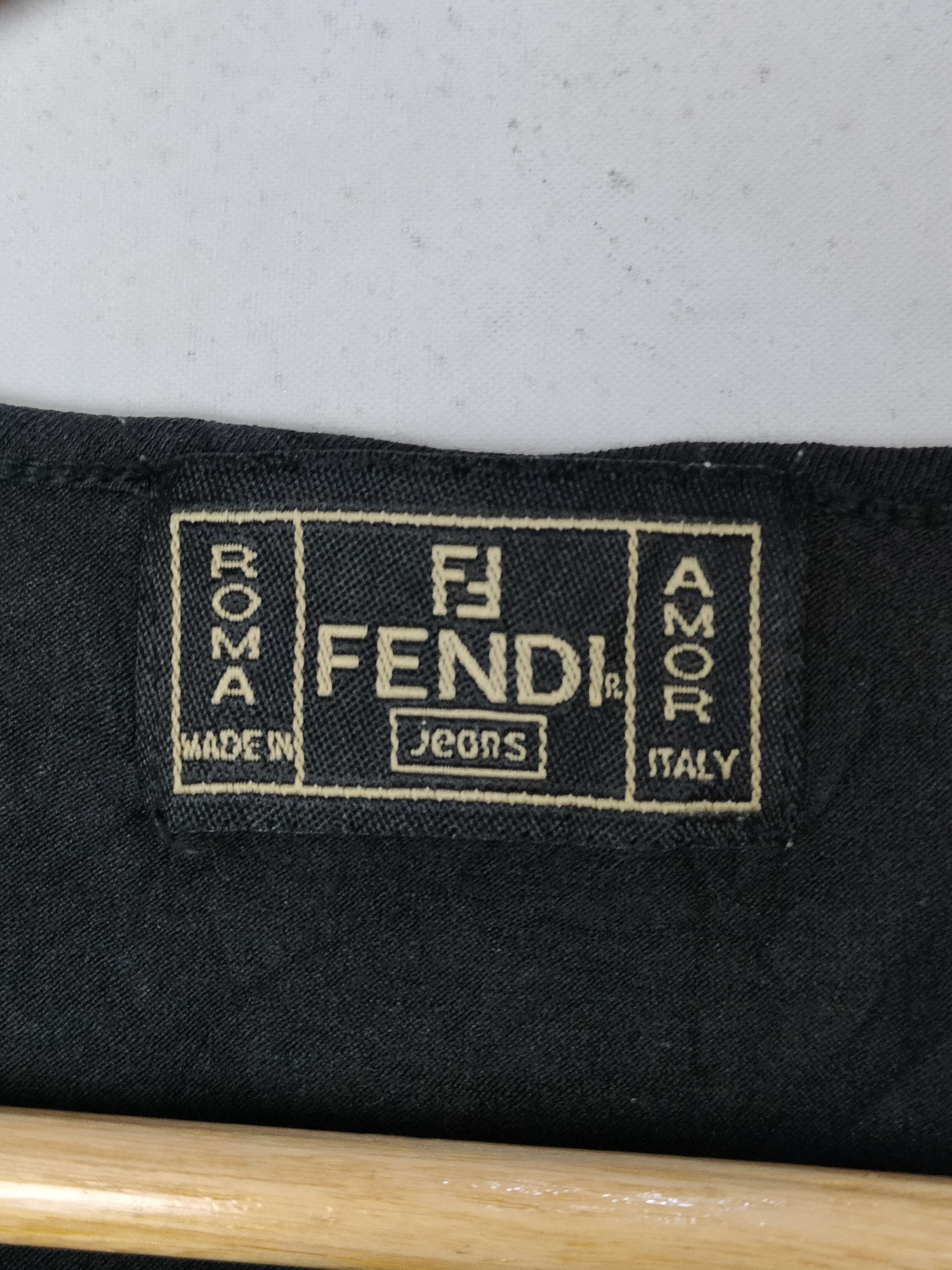 Fendi Fendi Monogram Woman Shirt Size S / US 4 / IT 40 - 3 Thumbnail
