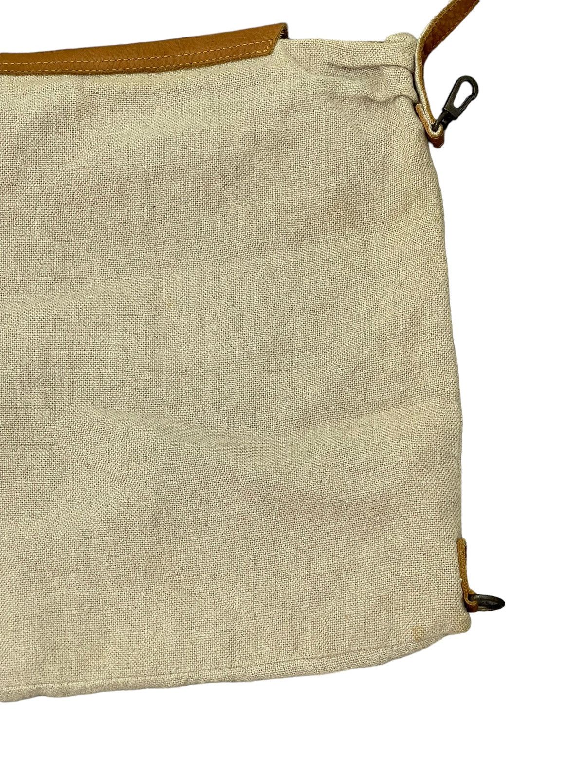 Japanese Brand Linen and Leather Arome de Muguet Messenger Bag Size ONE SIZE - 18 Thumbnail